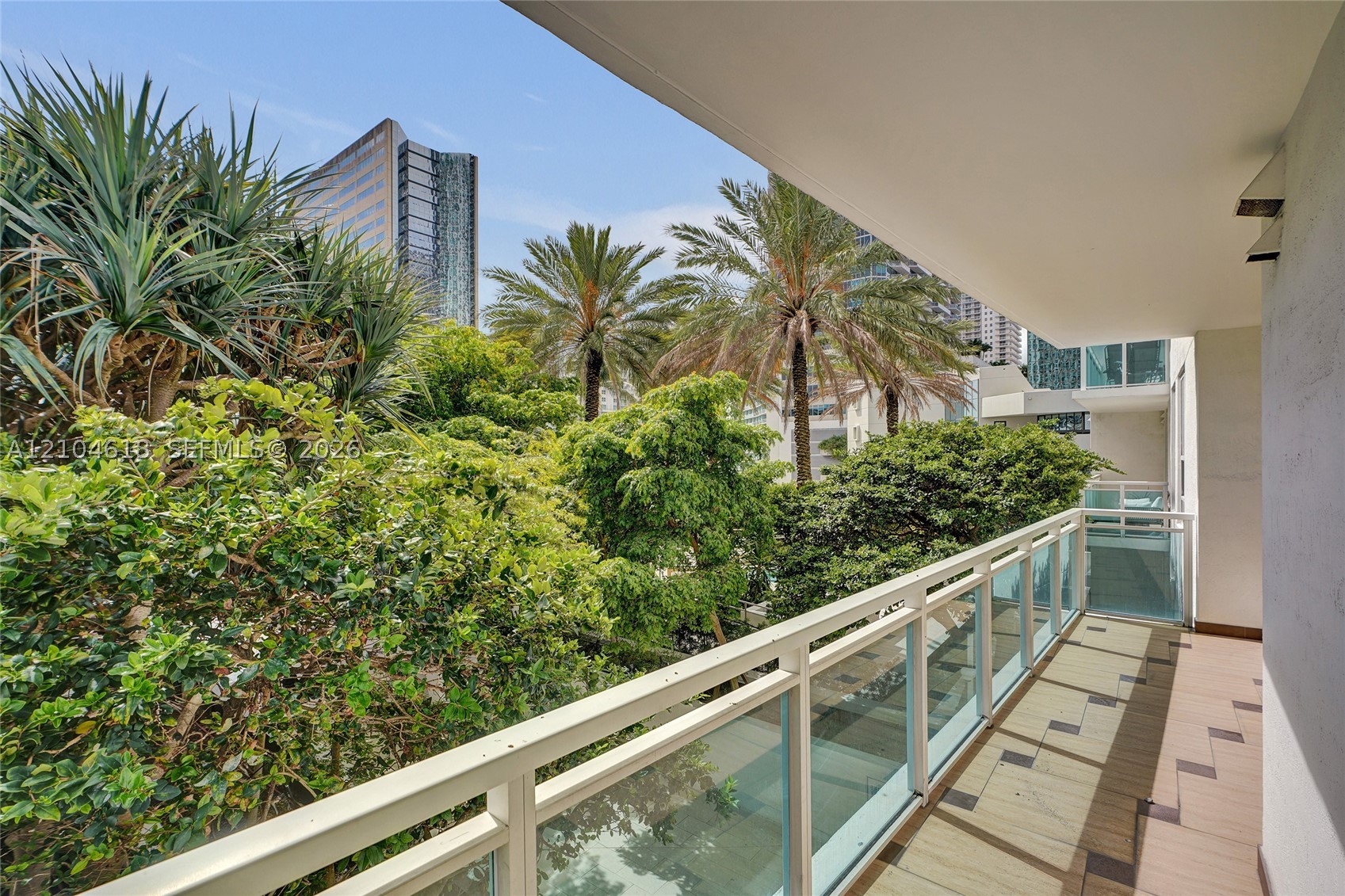 951 Brickell Ave #1106, Miami FL 33131