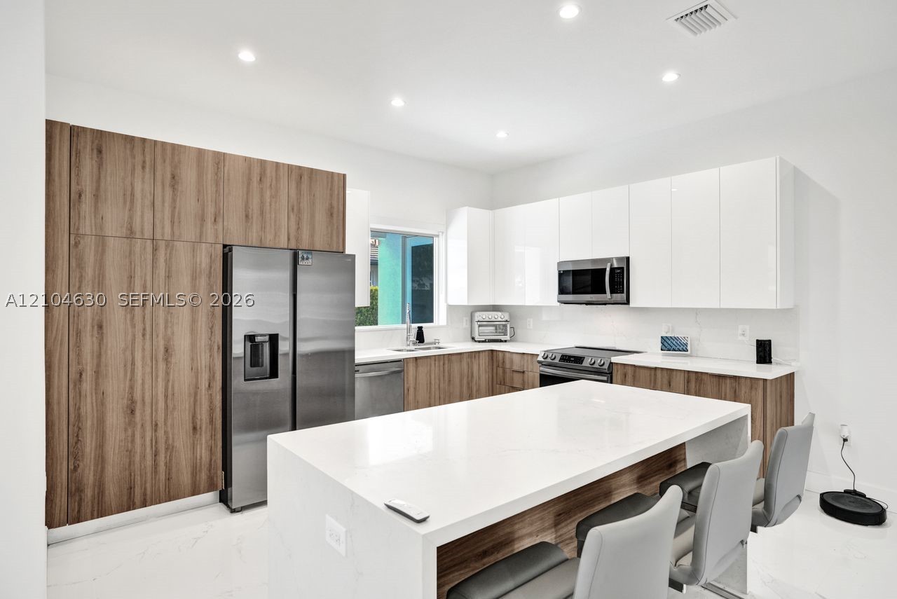 21329 Ingraham Ave Rd, Cutler Bay FL 33189