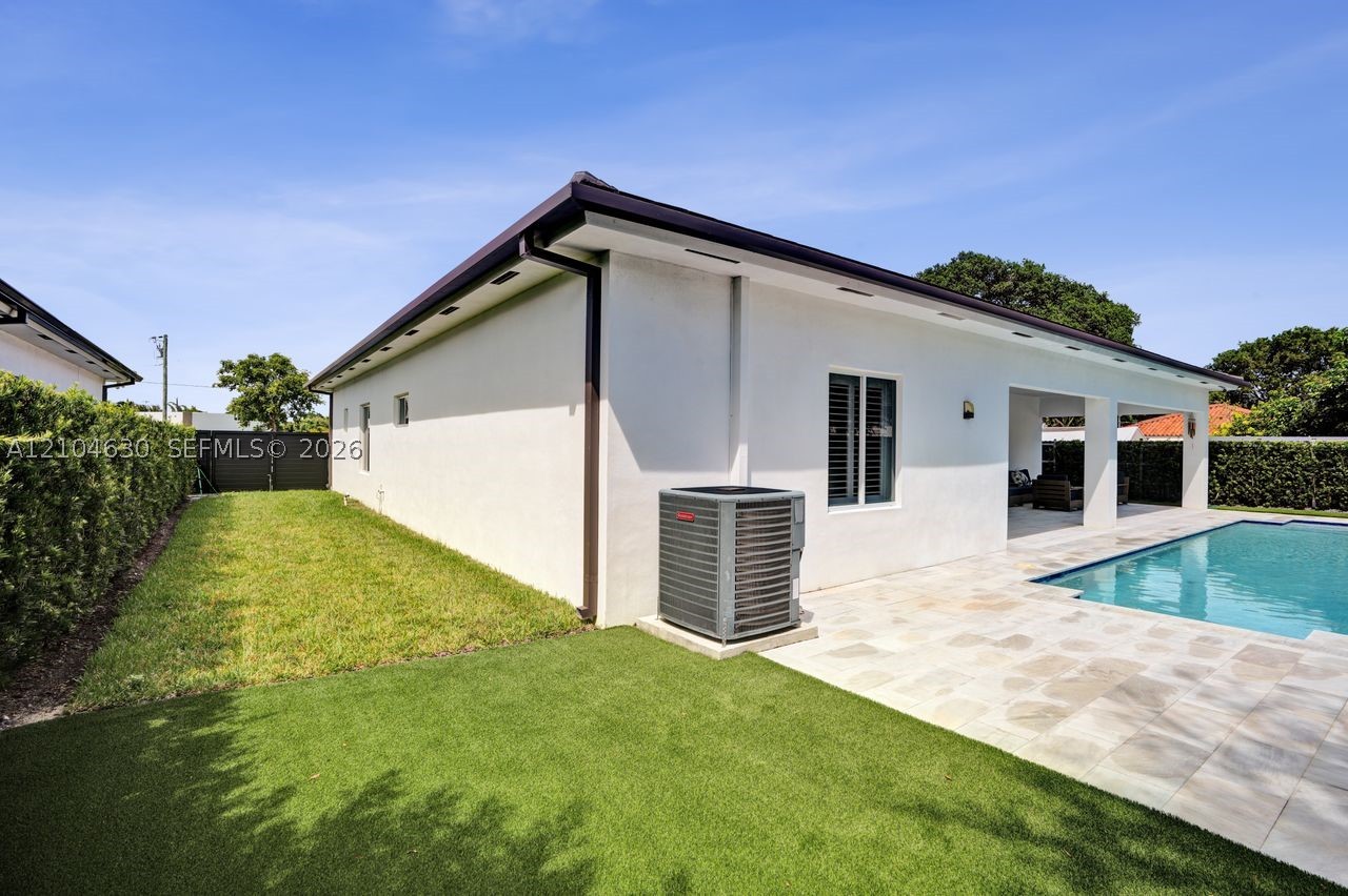 21329 Ingraham Ave Rd, Cutler Bay FL 33189