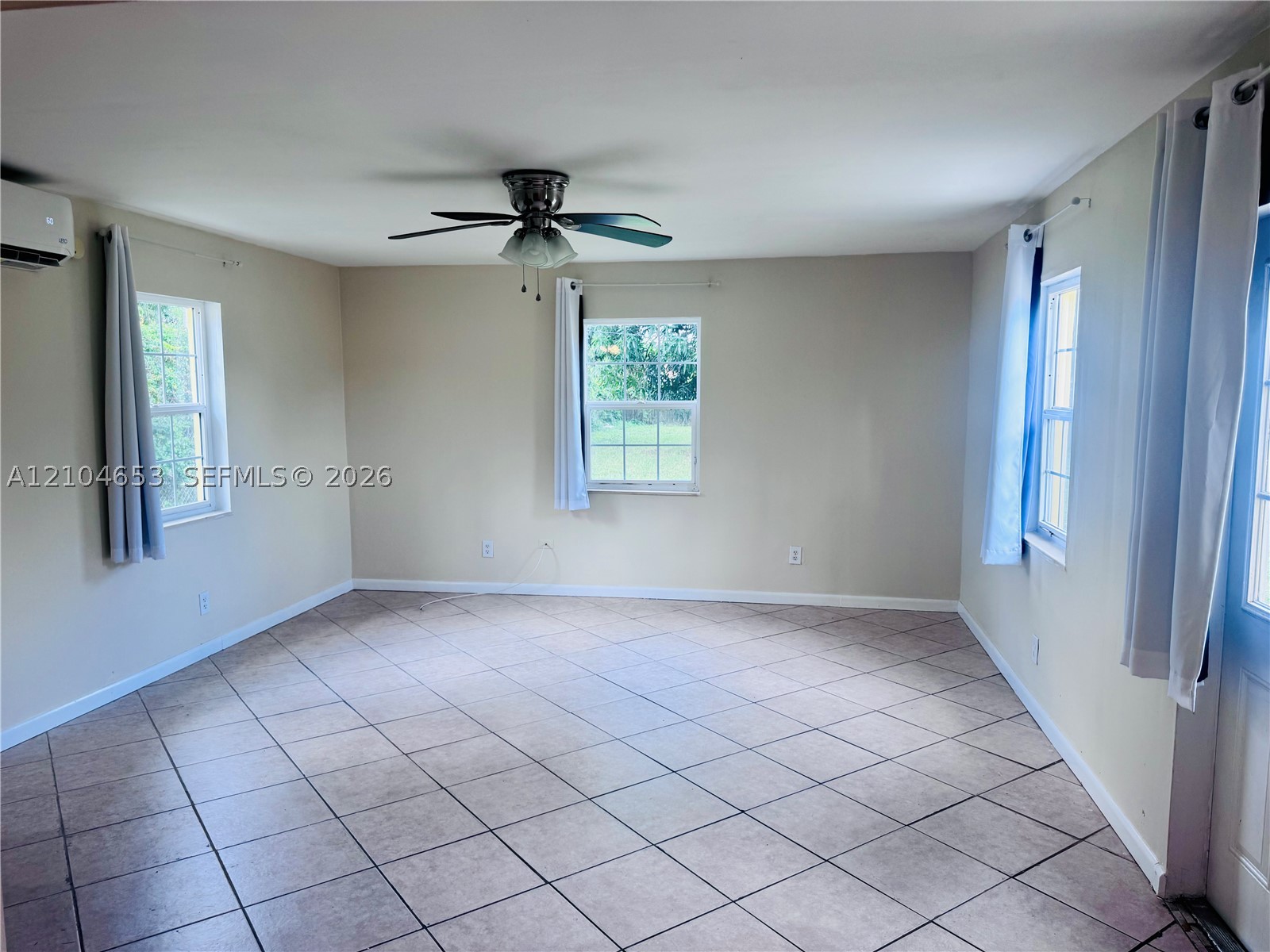1530 N 17th Ave N, Lake Worth FL 33460