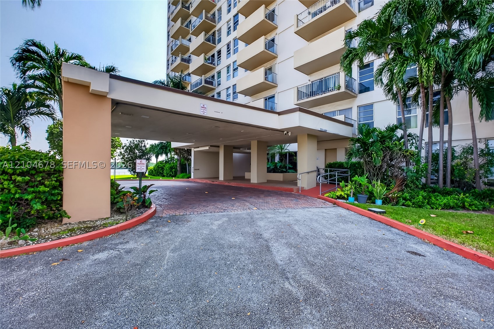 880 NE 69th St #14H, Miami FL 33138