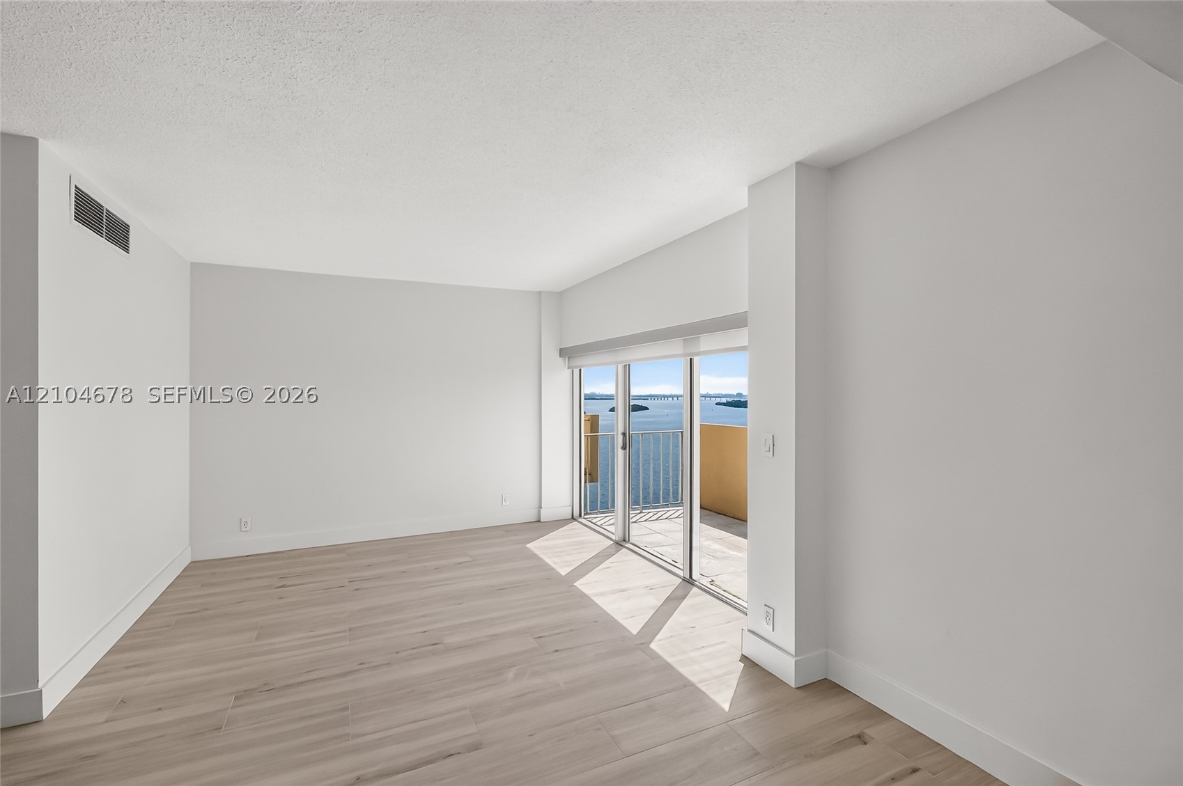 880 NE 69th St #14H, Miami FL 33138