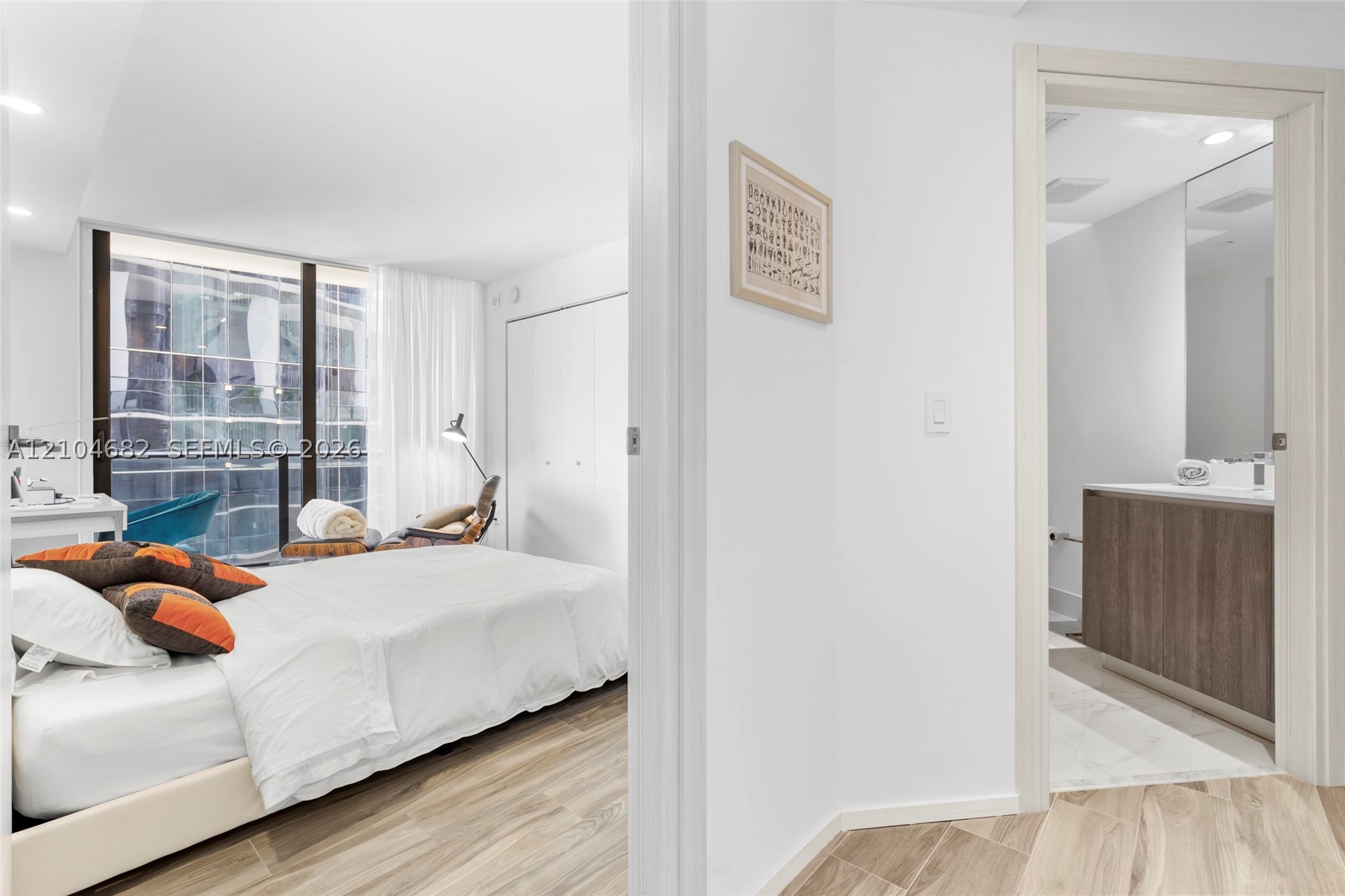 801 S Miami Ave #4405, Miami FL 33130