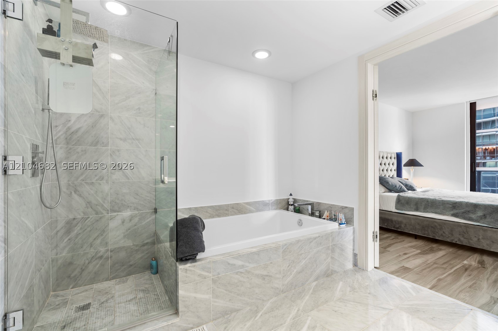 801 S Miami Ave #4405, Miami FL 33130
