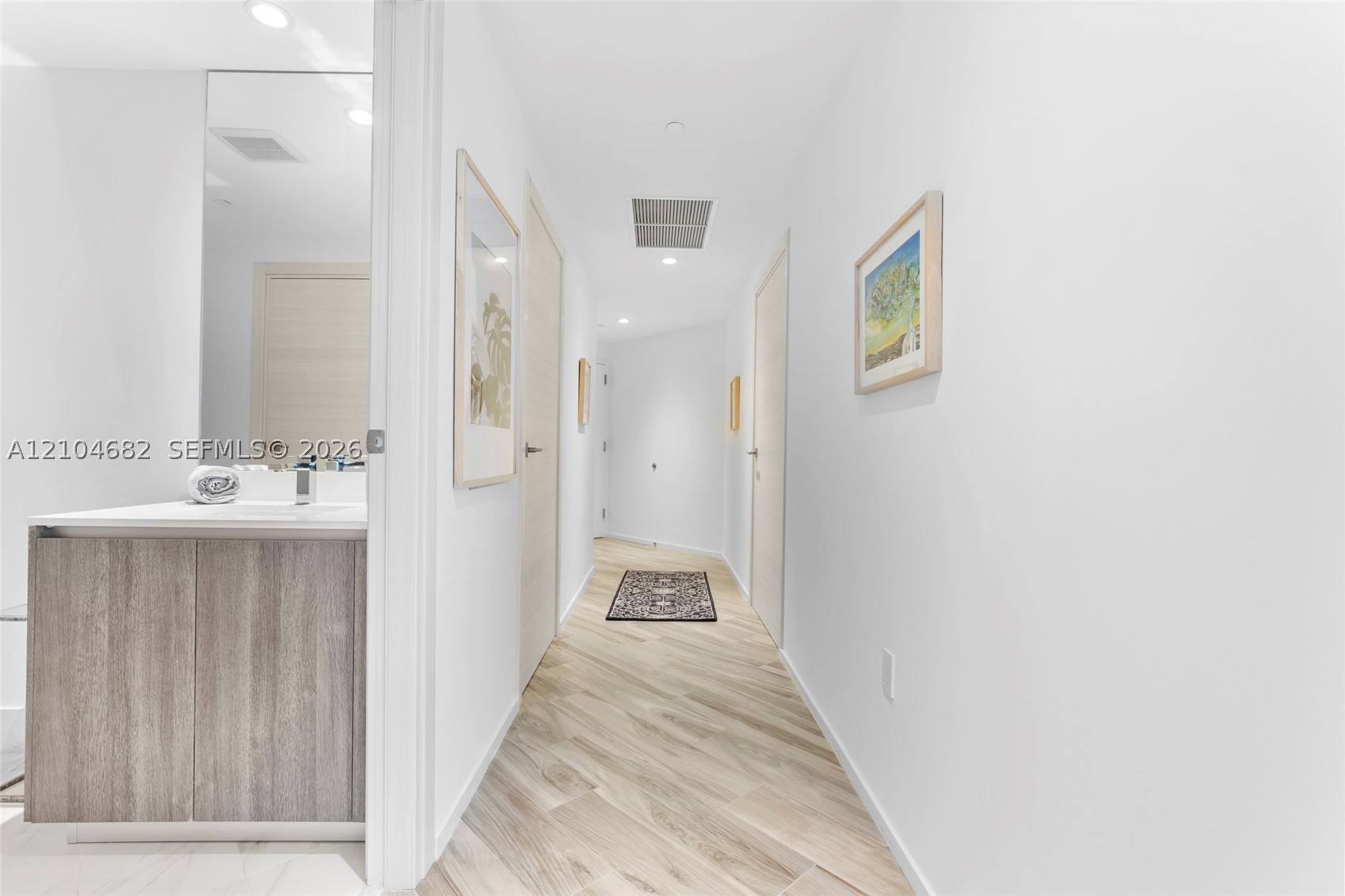 801 S Miami Ave #4405, Miami FL 33130