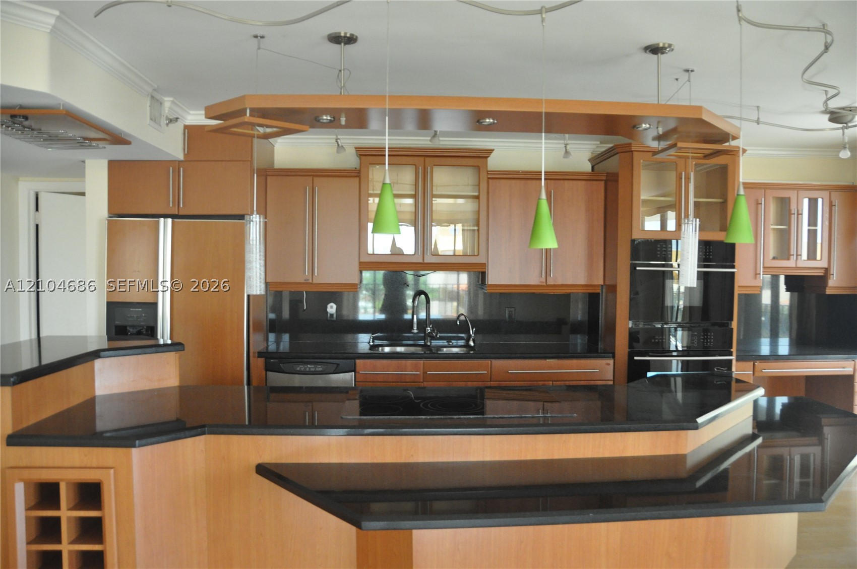 8877 Collins Ave #507, Surfside FL 33154