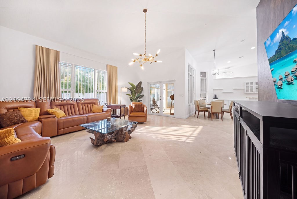 5750 SW 67th Ave, Miami FL 33143