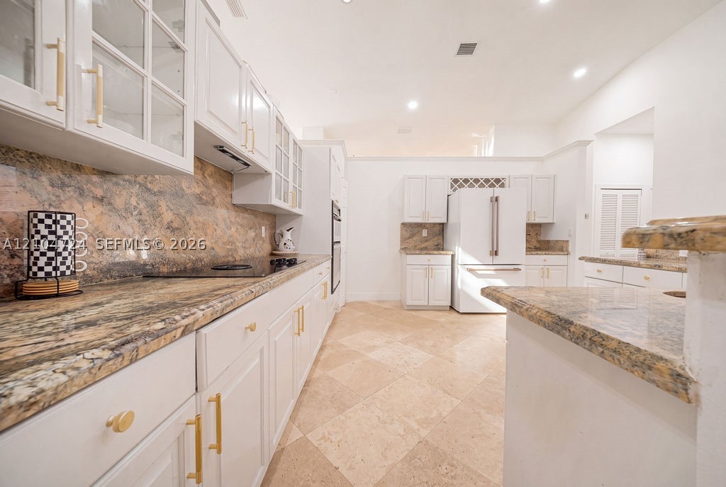 5750 SW 67th Ave, Miami FL 33143