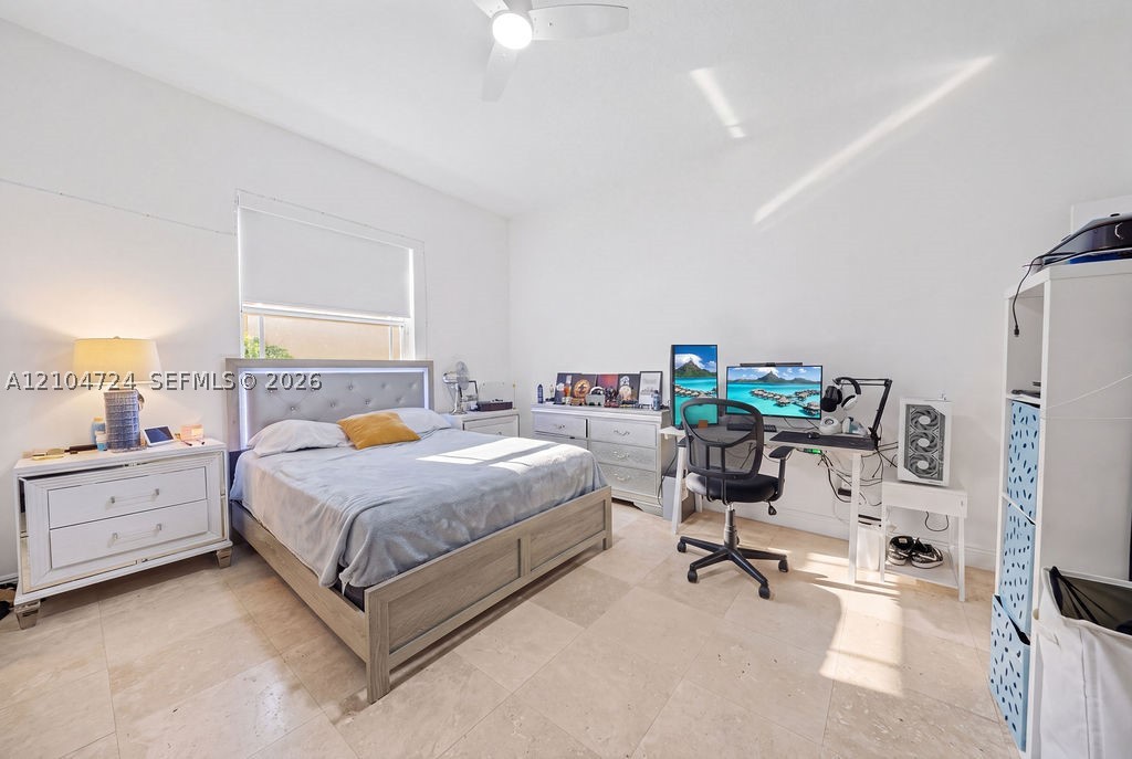 5750 SW 67th Ave, Miami FL 33143
