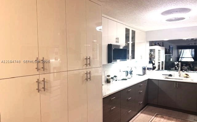 7523 Granville Dr #112, Tamarac FL 33321