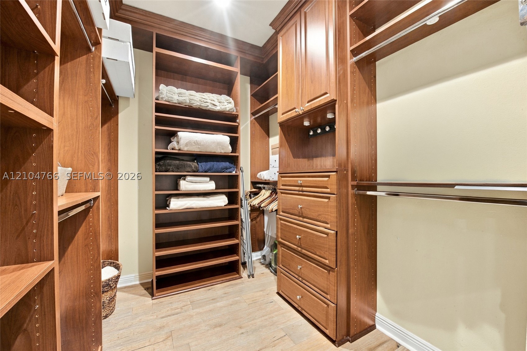 5123 Isabella Dr, Palm Beach Gardens FL 33418