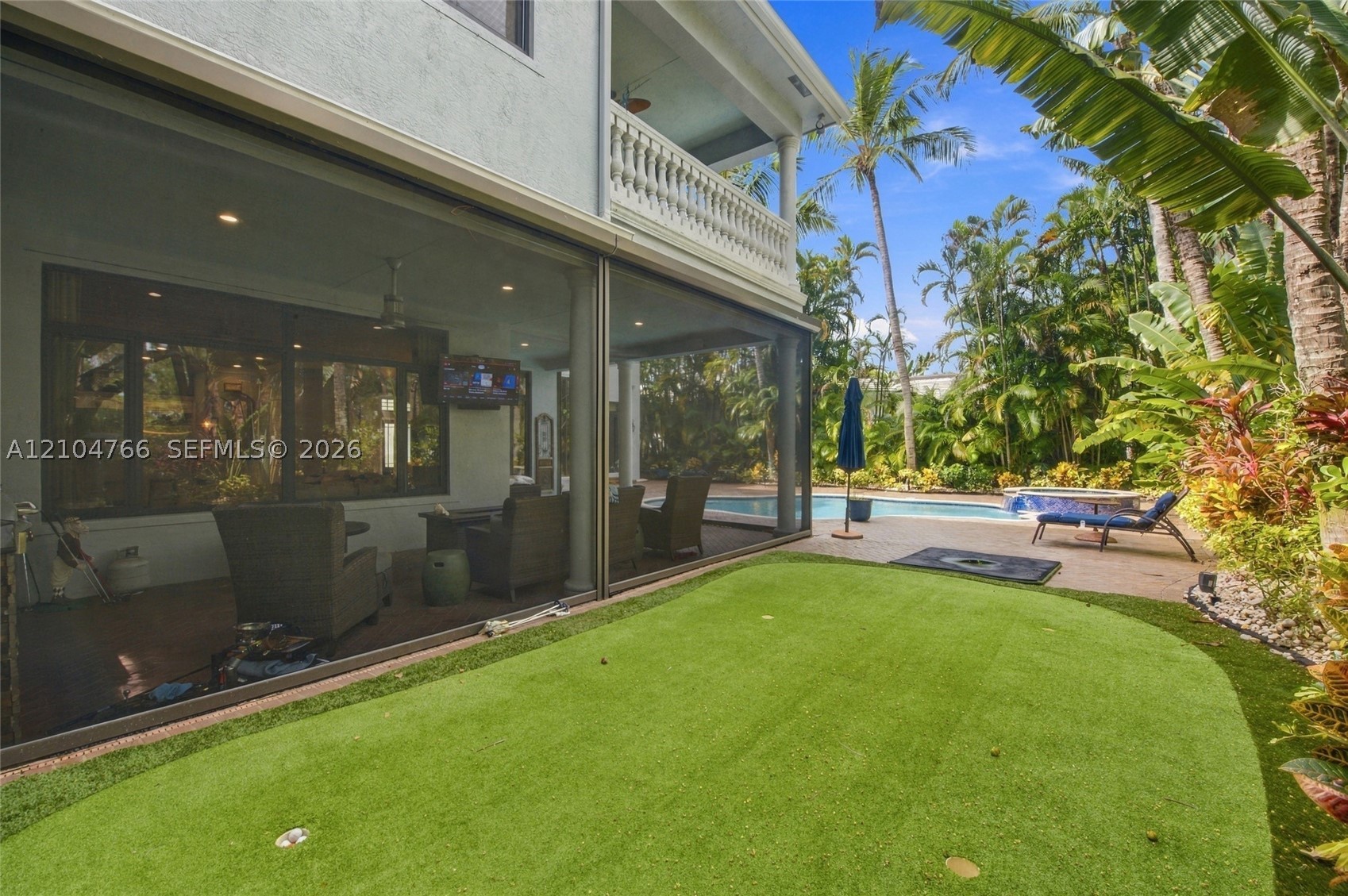 5123 Isabella Dr, Palm Beach Gardens FL 33418