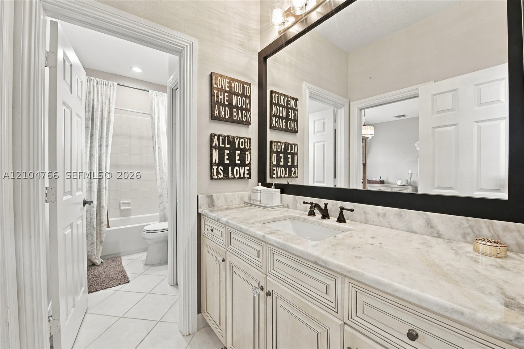 5123 Isabella Dr, Palm Beach Gardens FL 33418