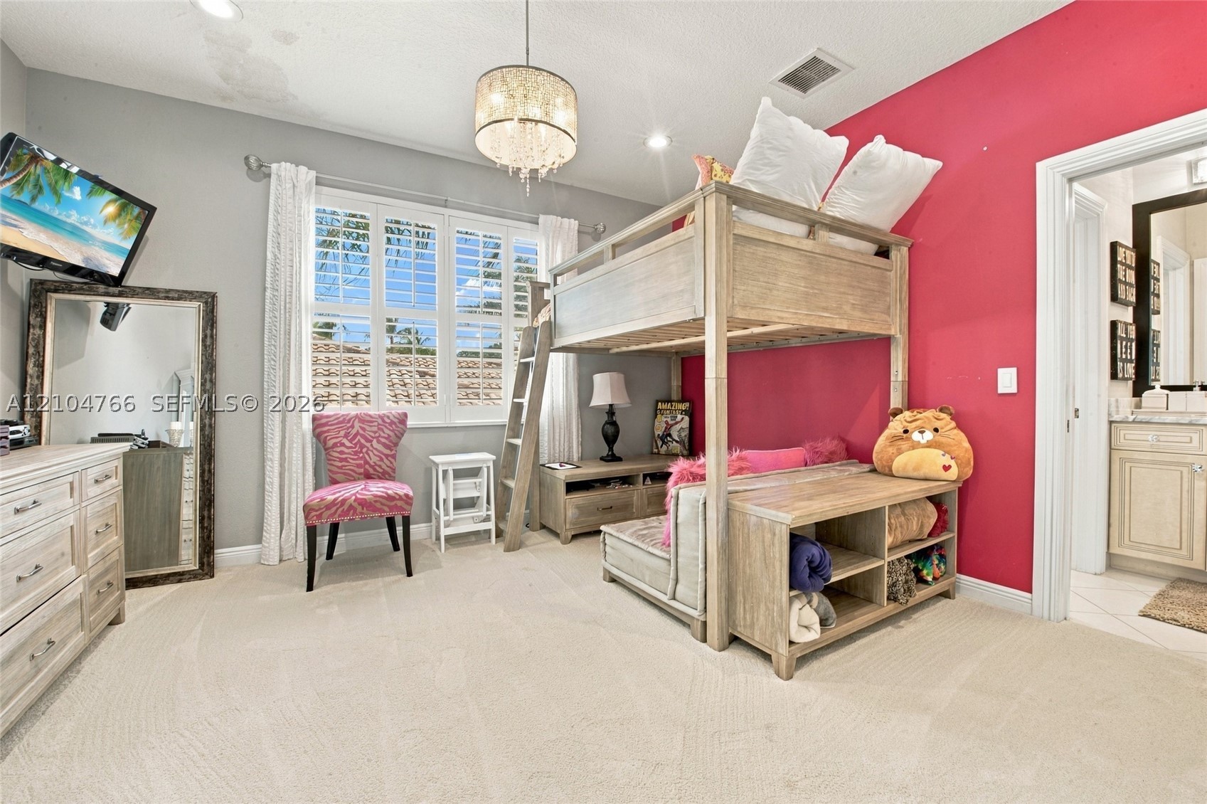 5123 Isabella Dr, Palm Beach Gardens FL 33418
