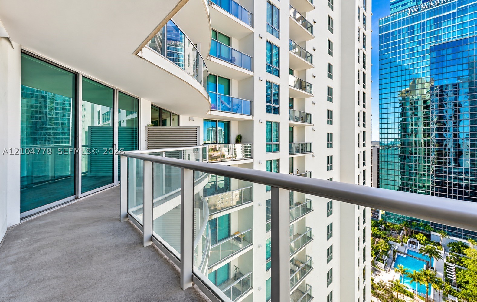 300 S Biscayne Blvd #T-2407, Miami FL 33131