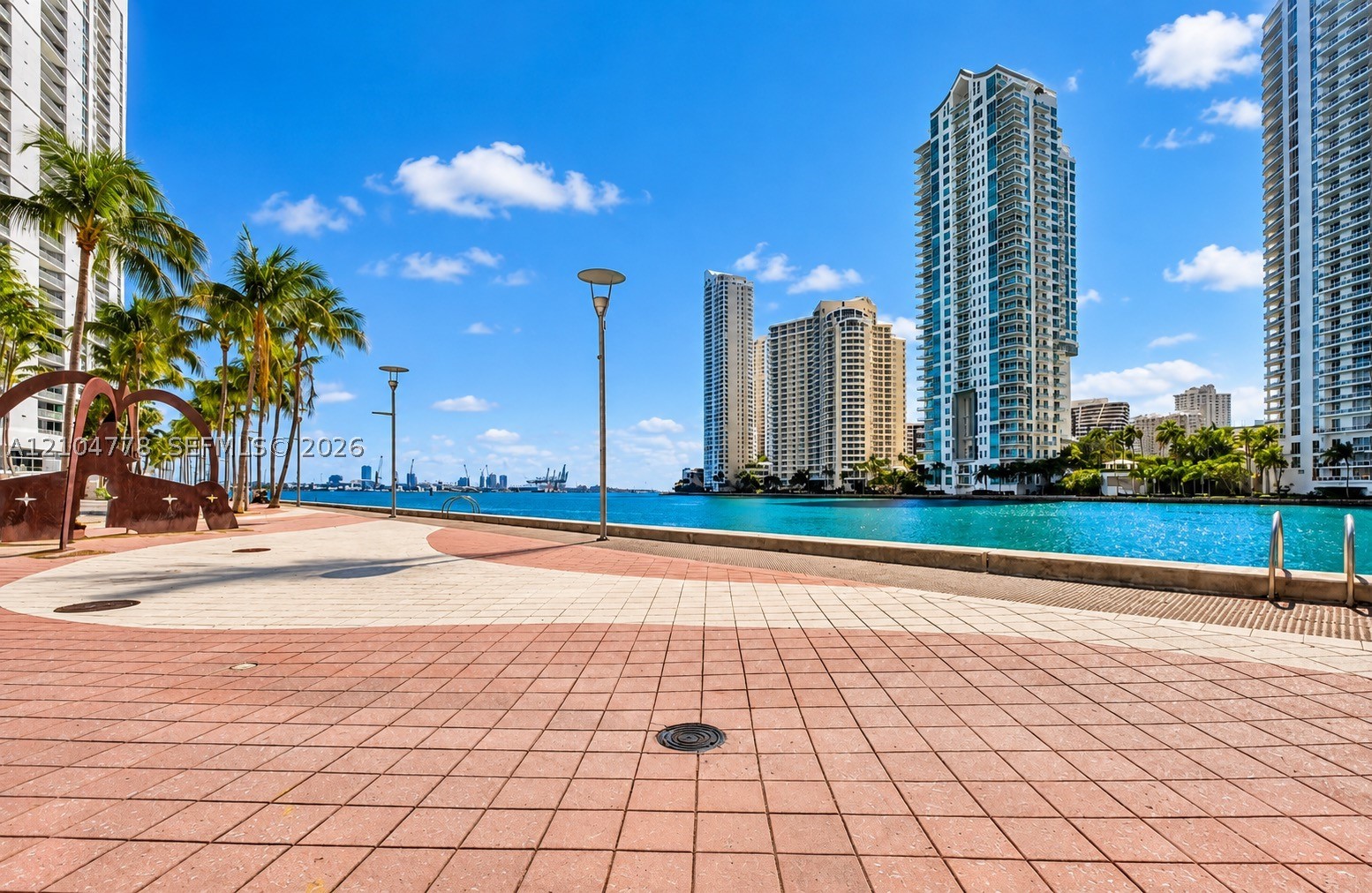300 S Biscayne Blvd #T-2407, Miami FL 33131