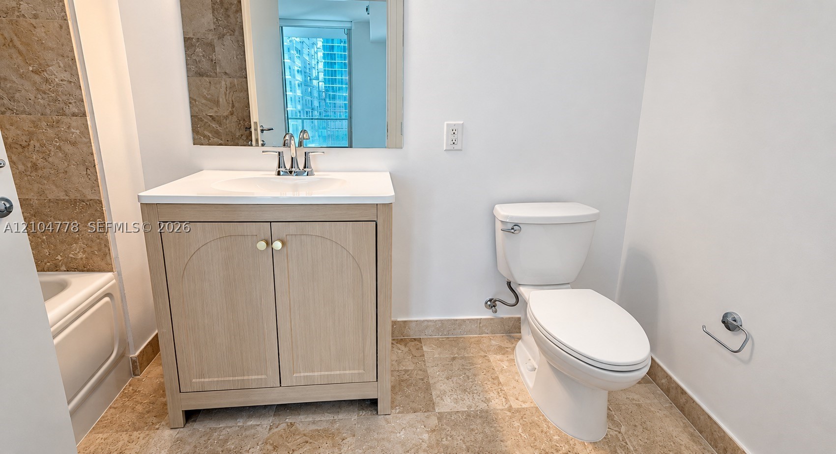 300 S Biscayne Blvd #T-2407, Miami FL 33131
