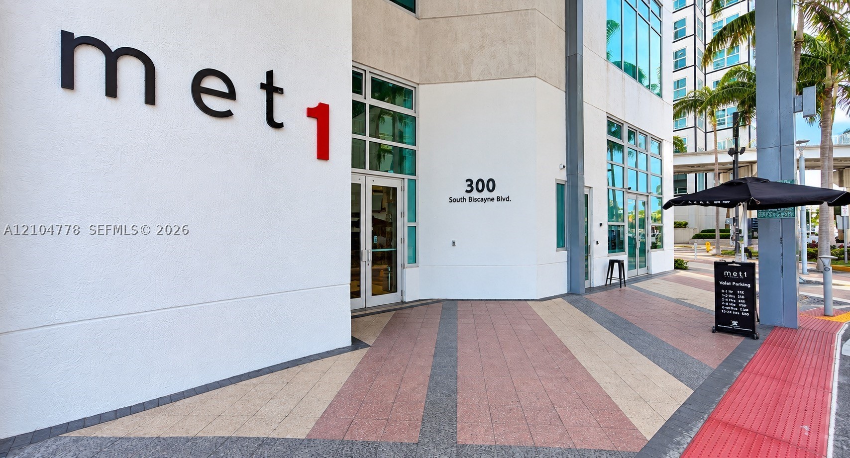 300 S Biscayne Blvd #T-2407, Miami FL 33131