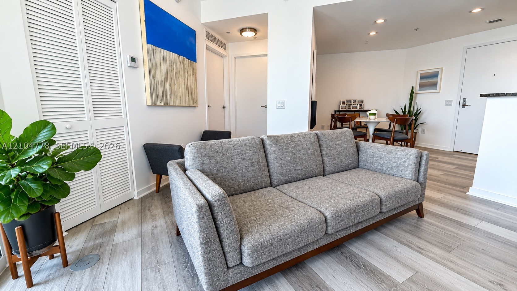 300 S Biscayne Blvd #T-2407, Miami FL 33131