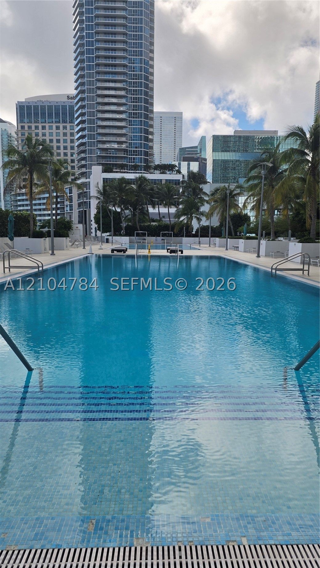 950 Brickell Bay Dr #1210, Miami FL 33131
