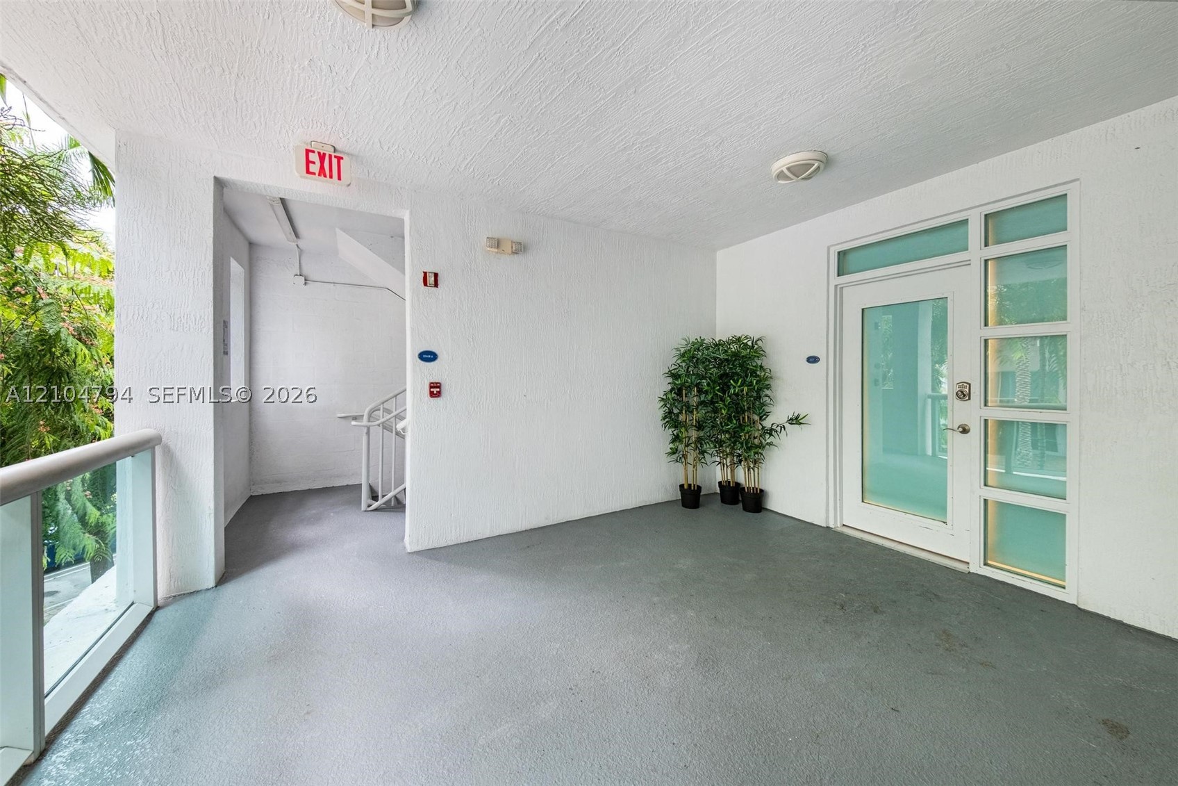 7918 Harbour Island Dr #207, North Bay Village FL 33141