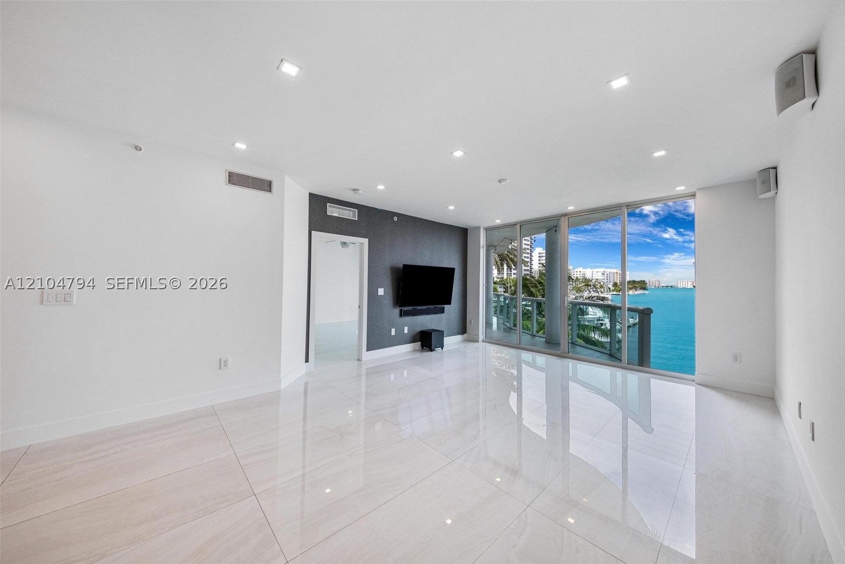 7918 Harbour Island Dr #207, North Bay Village FL 33141
