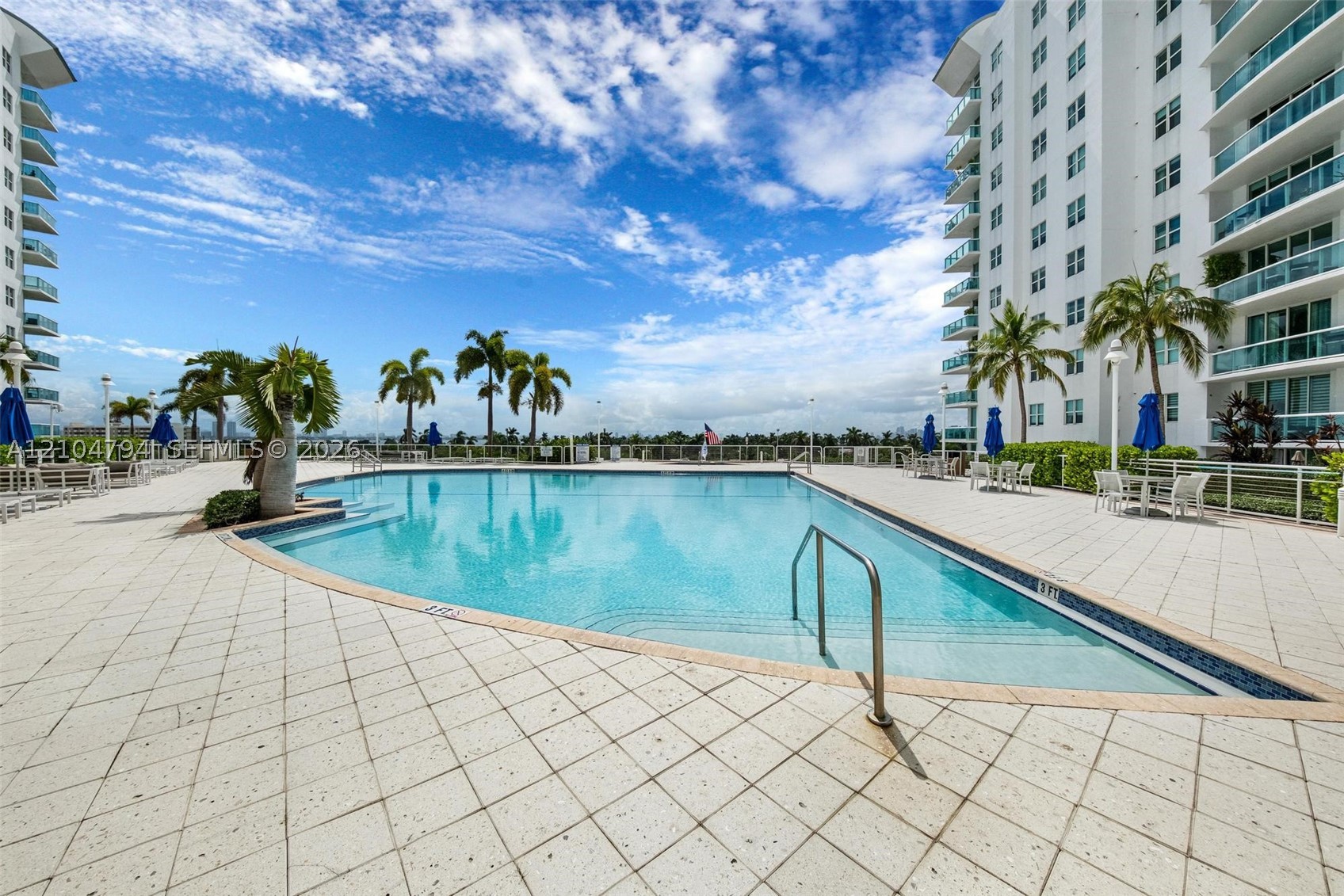 7918 Harbour Island Dr #207, North Bay Village FL 33141