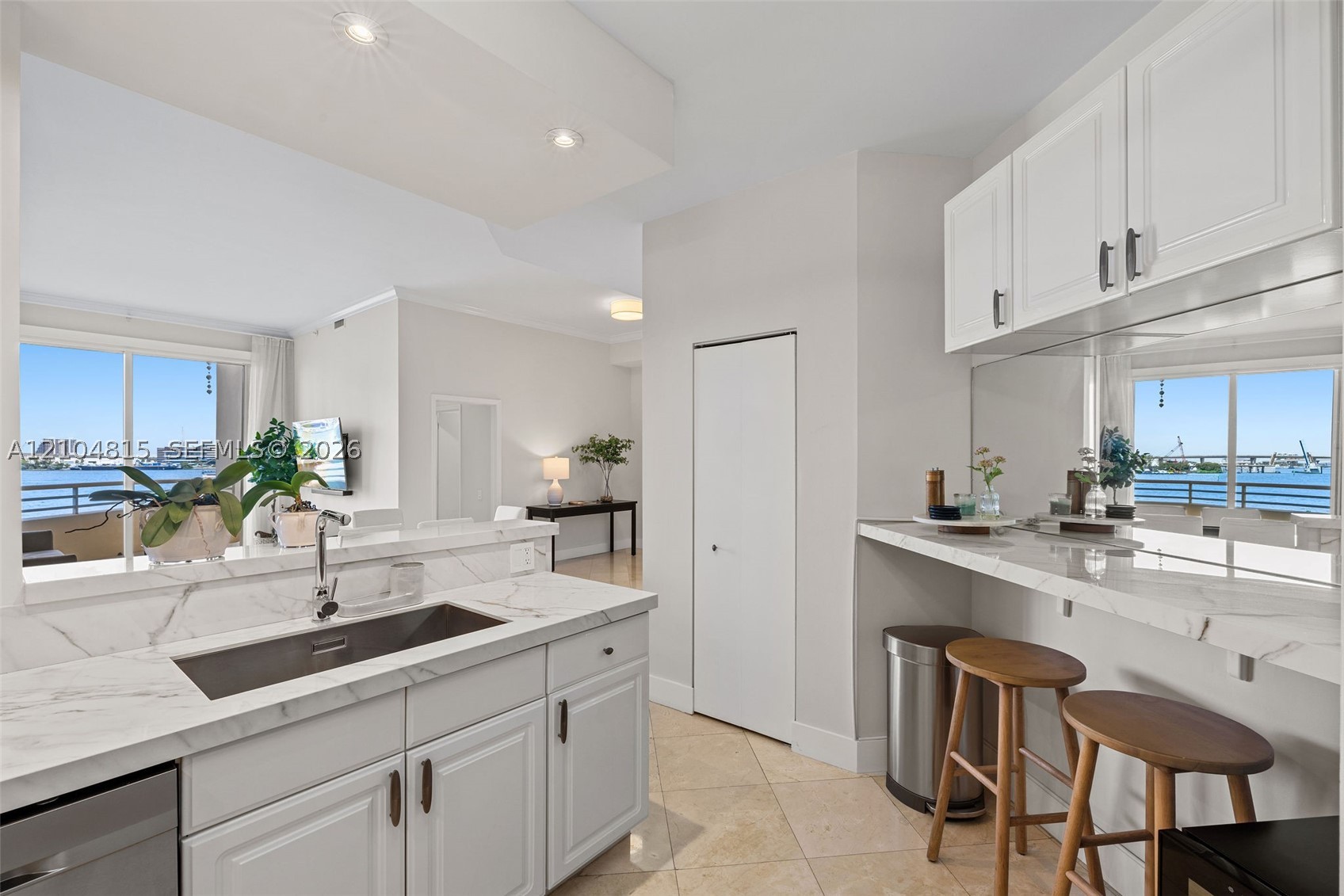 888 Brickell Key Dr #410, Miami FL 33131