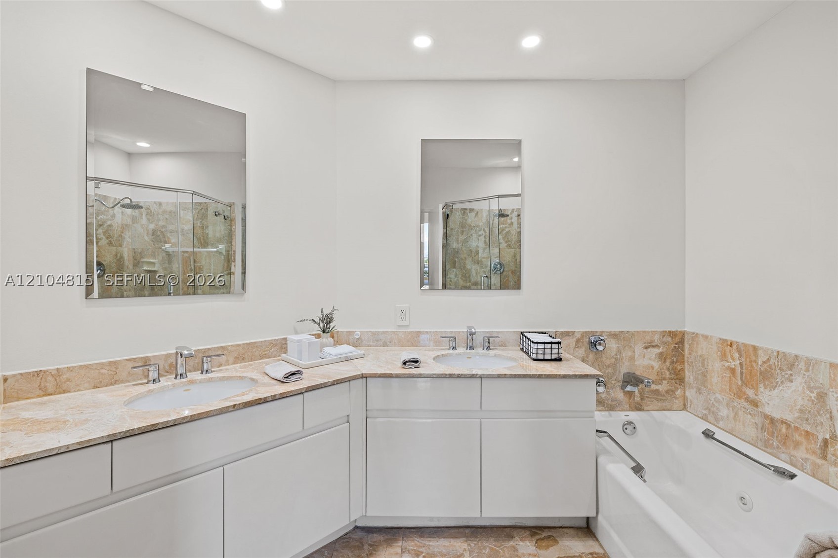 888 Brickell Key Dr #410, Miami FL 33131