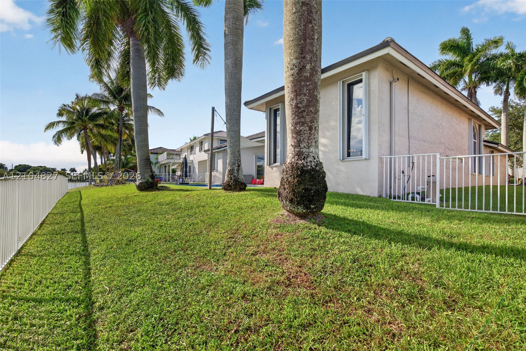 17558 SW 13th St, Pembroke Pines FL 33029