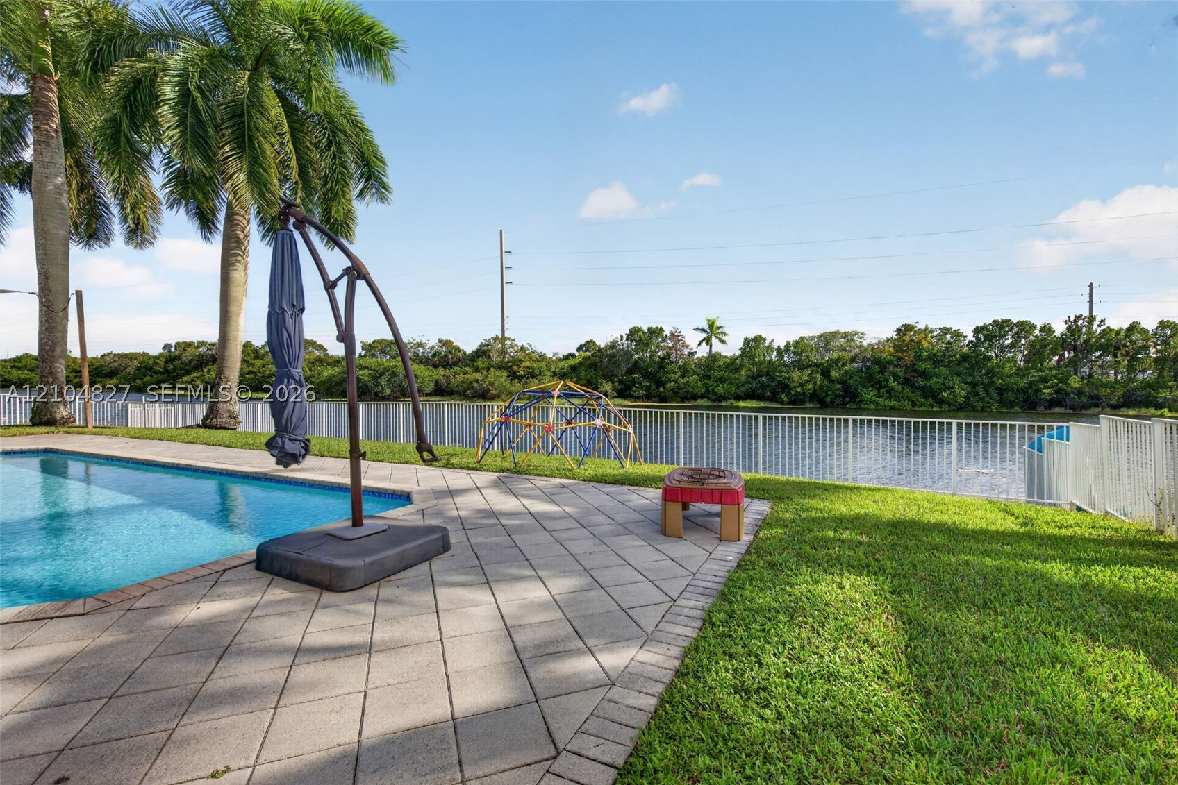17558 SW 13th St, Pembroke Pines FL 33029