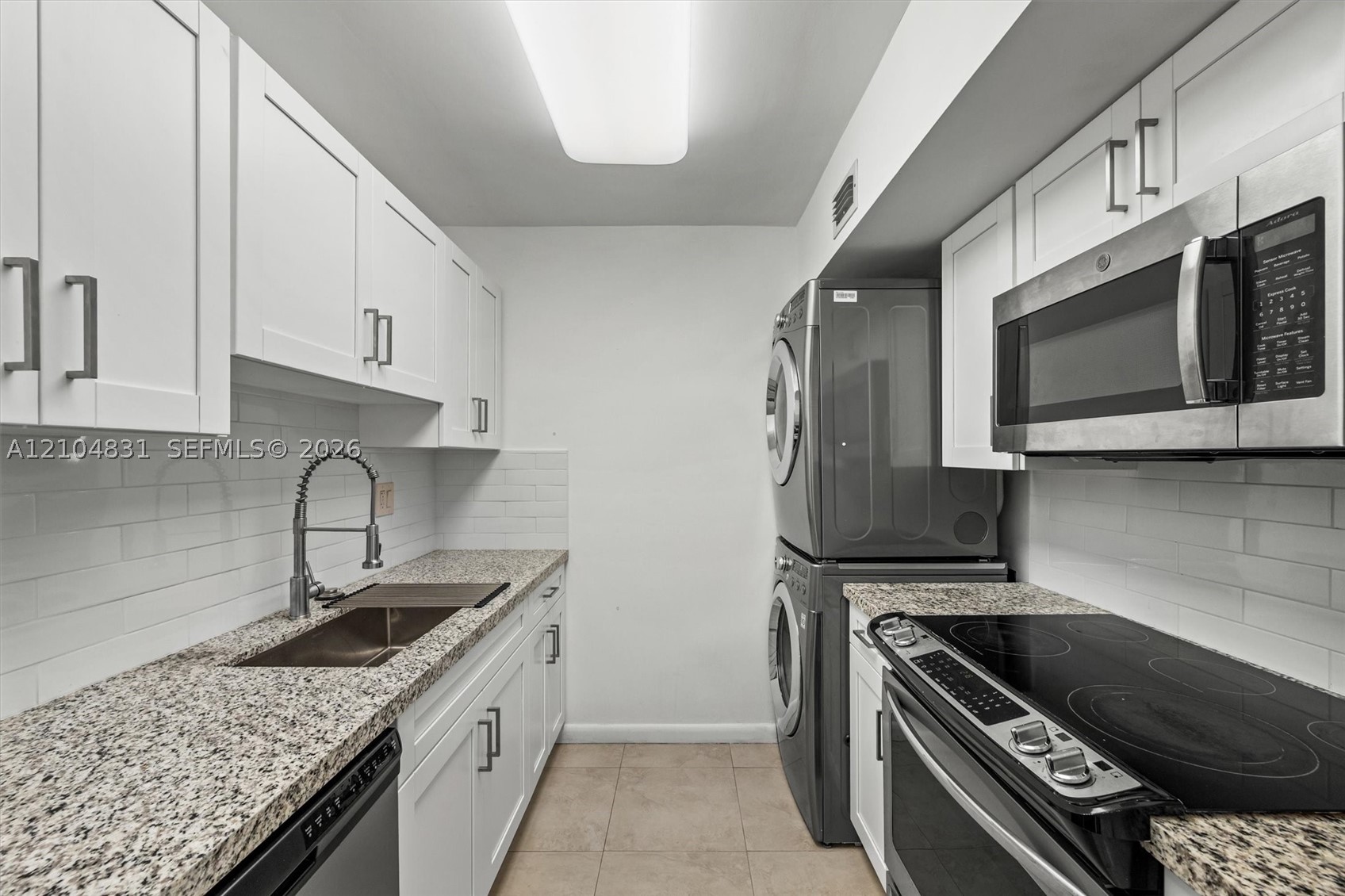 5055 NW 7th St #908, Miami FL 33126