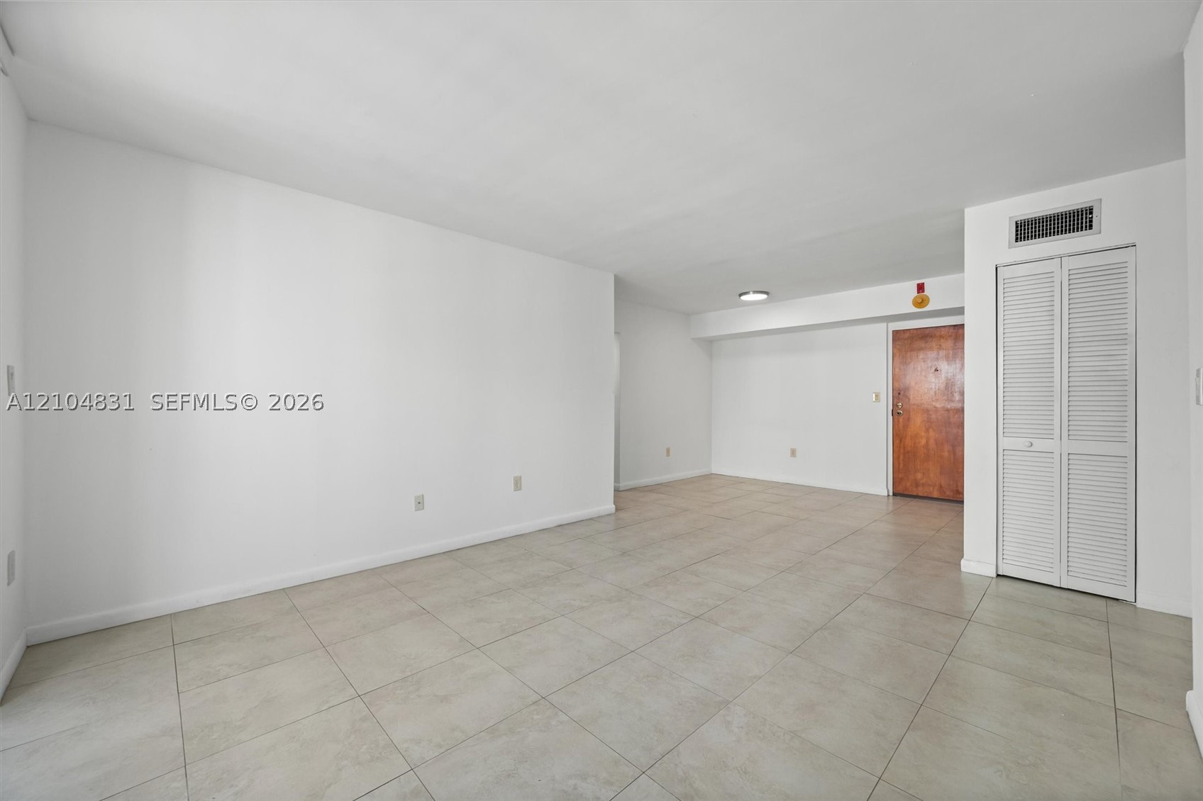 5055 NW 7th St #908, Miami FL 33126