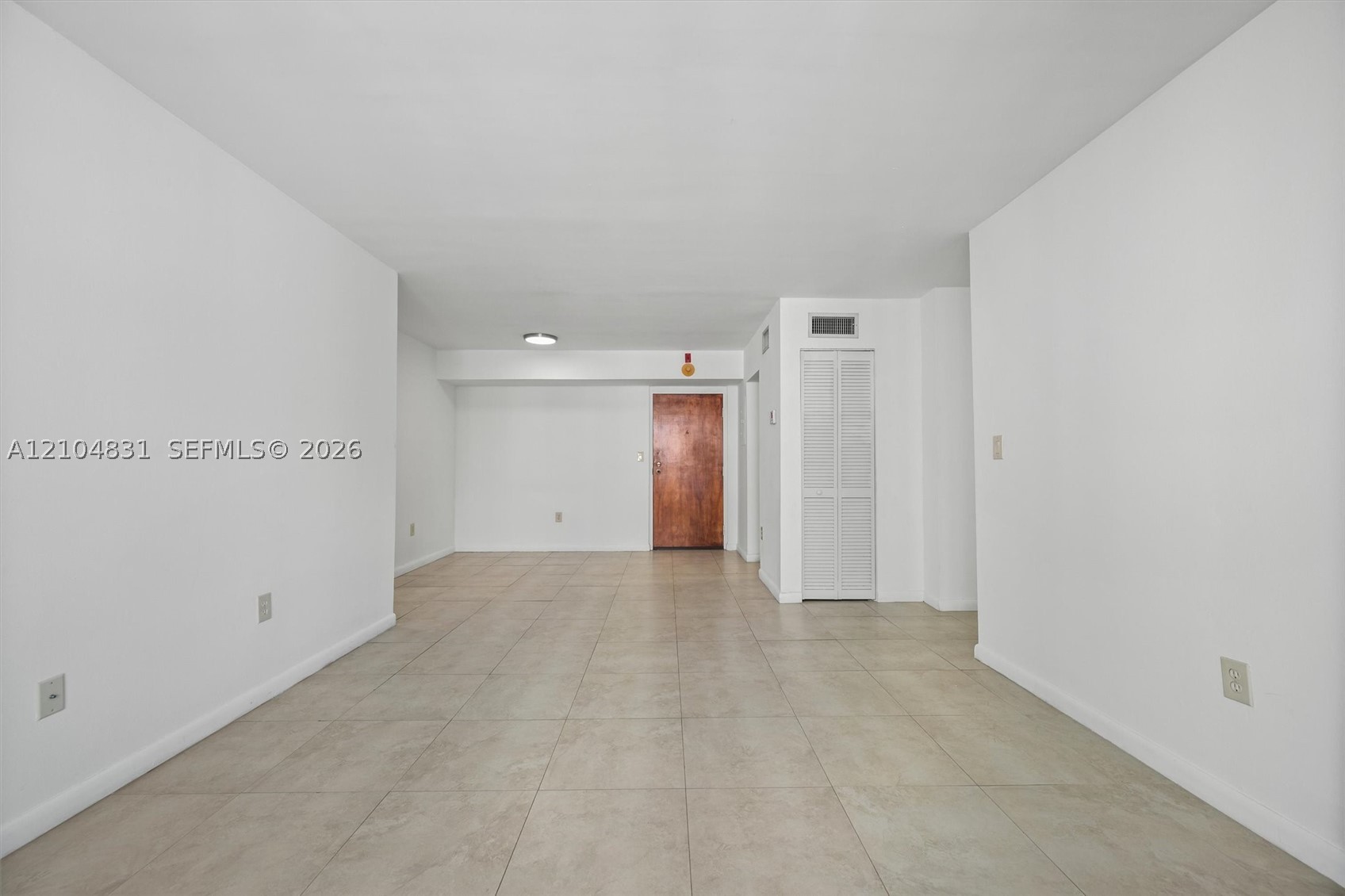 5055 NW 7th St #908, Miami FL 33126