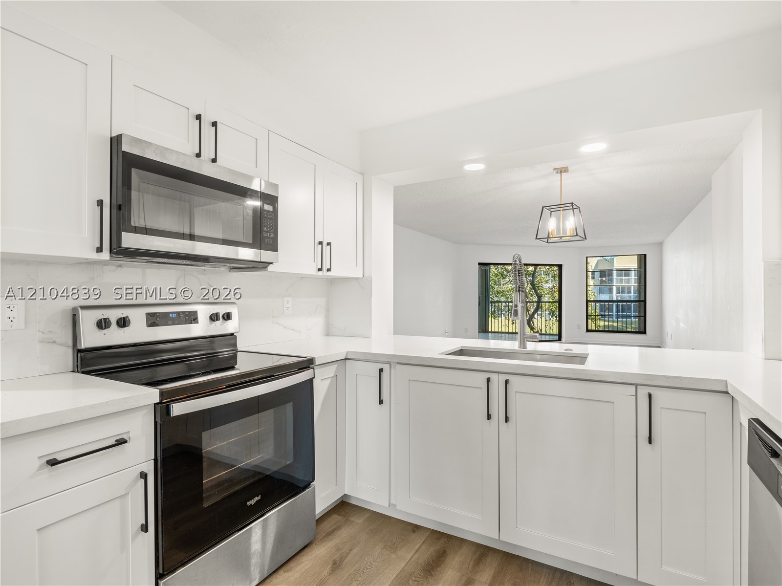 7547 Fairfax Dr #210, Tamarac FL 33321