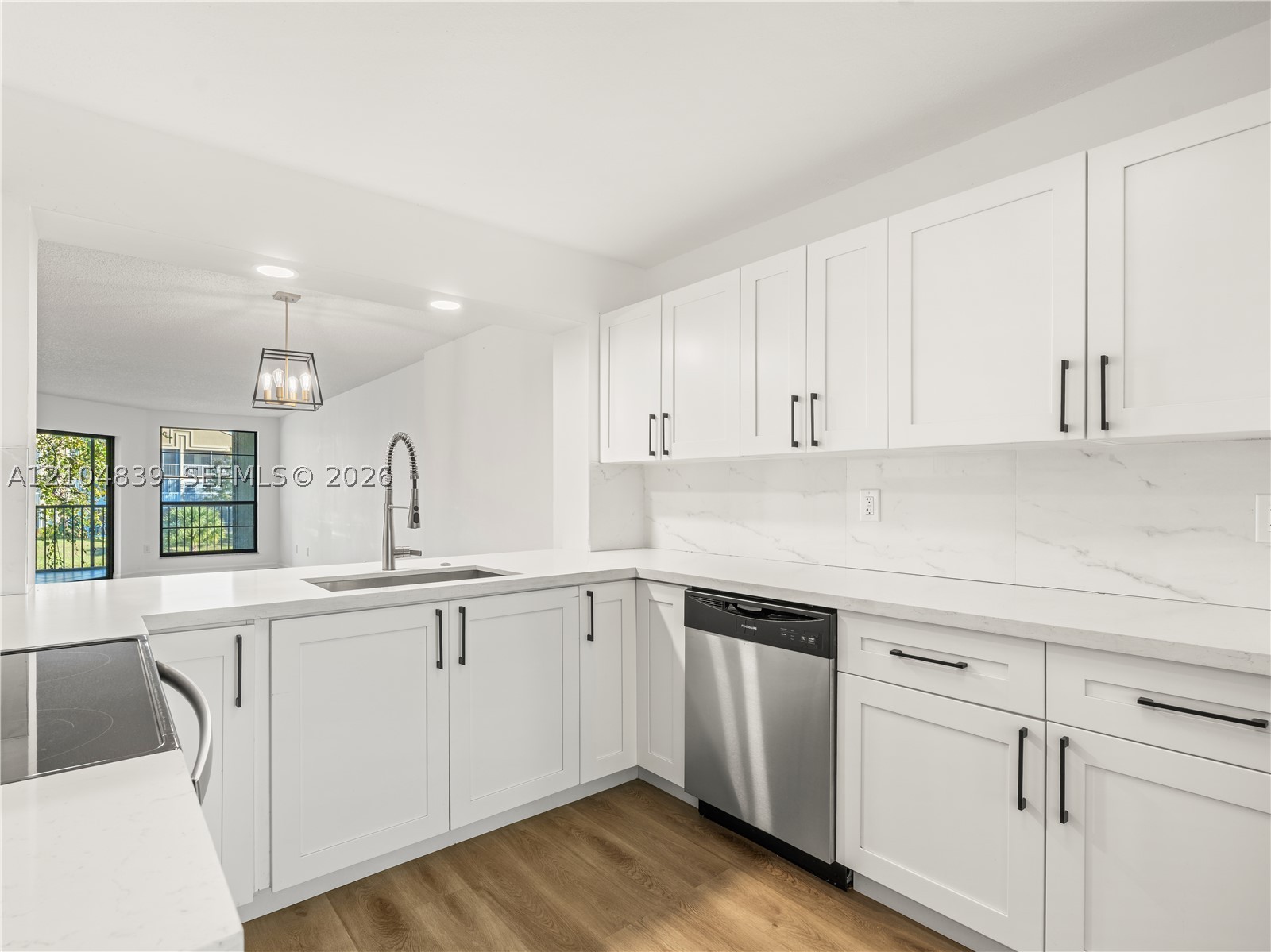 7547 Fairfax Dr #210, Tamarac FL 33321