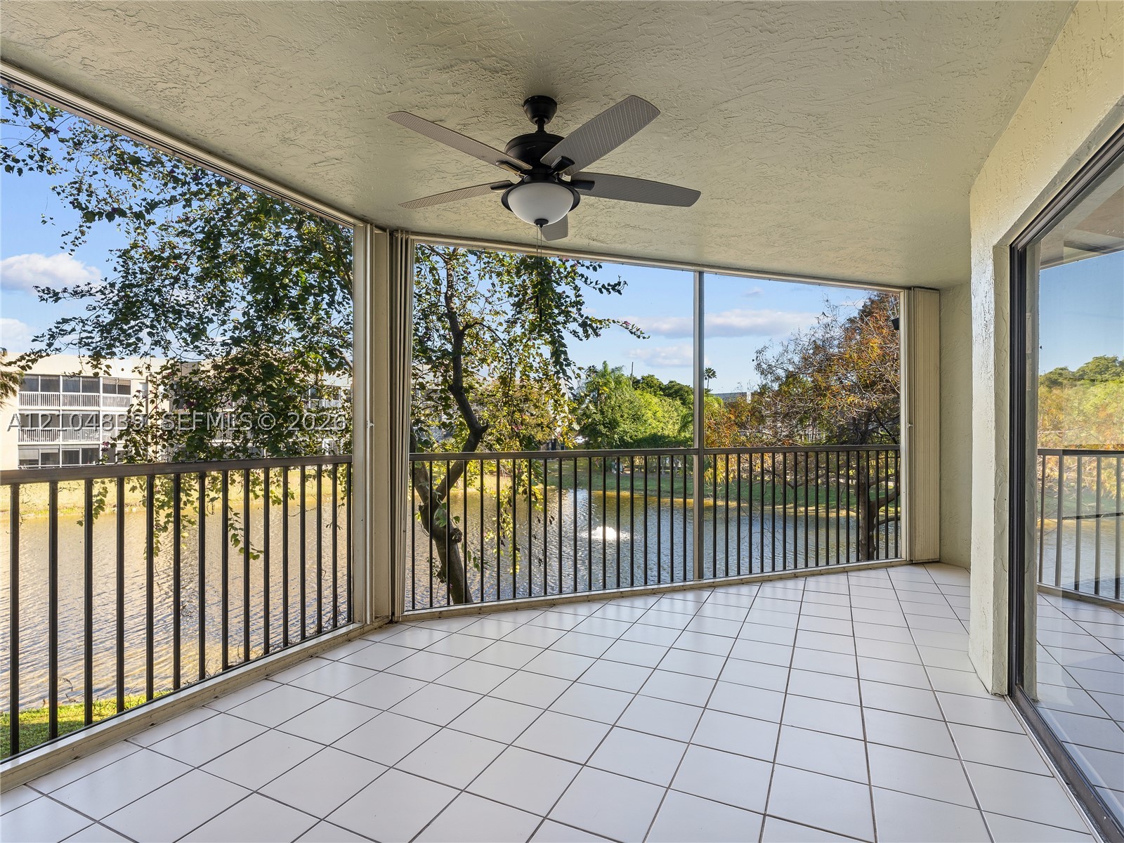7547 Fairfax Dr #210, Tamarac FL 33321