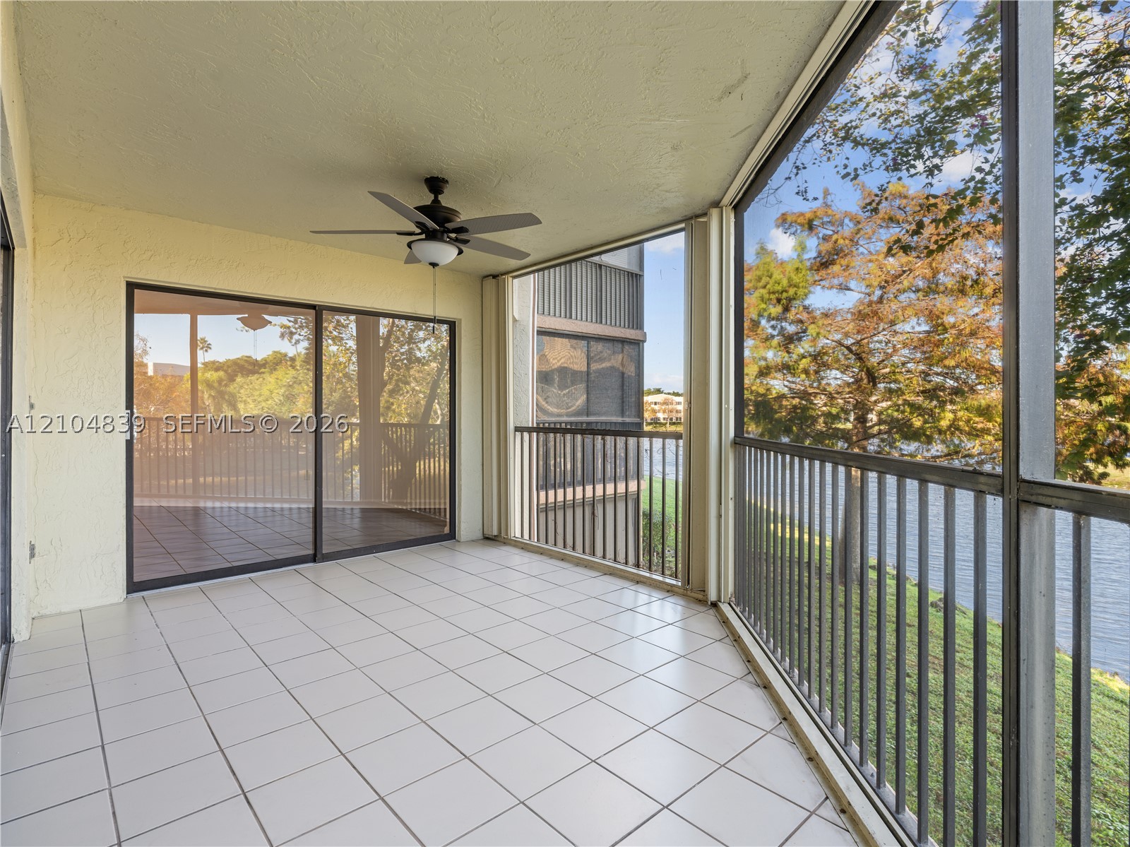7547 Fairfax Dr #210, Tamarac FL 33321