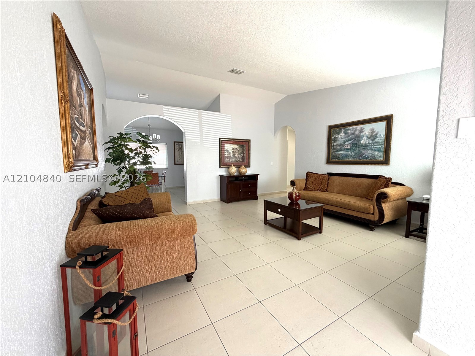 9011 NW 162nd Ter #9011, Miami Lakes FL 33018