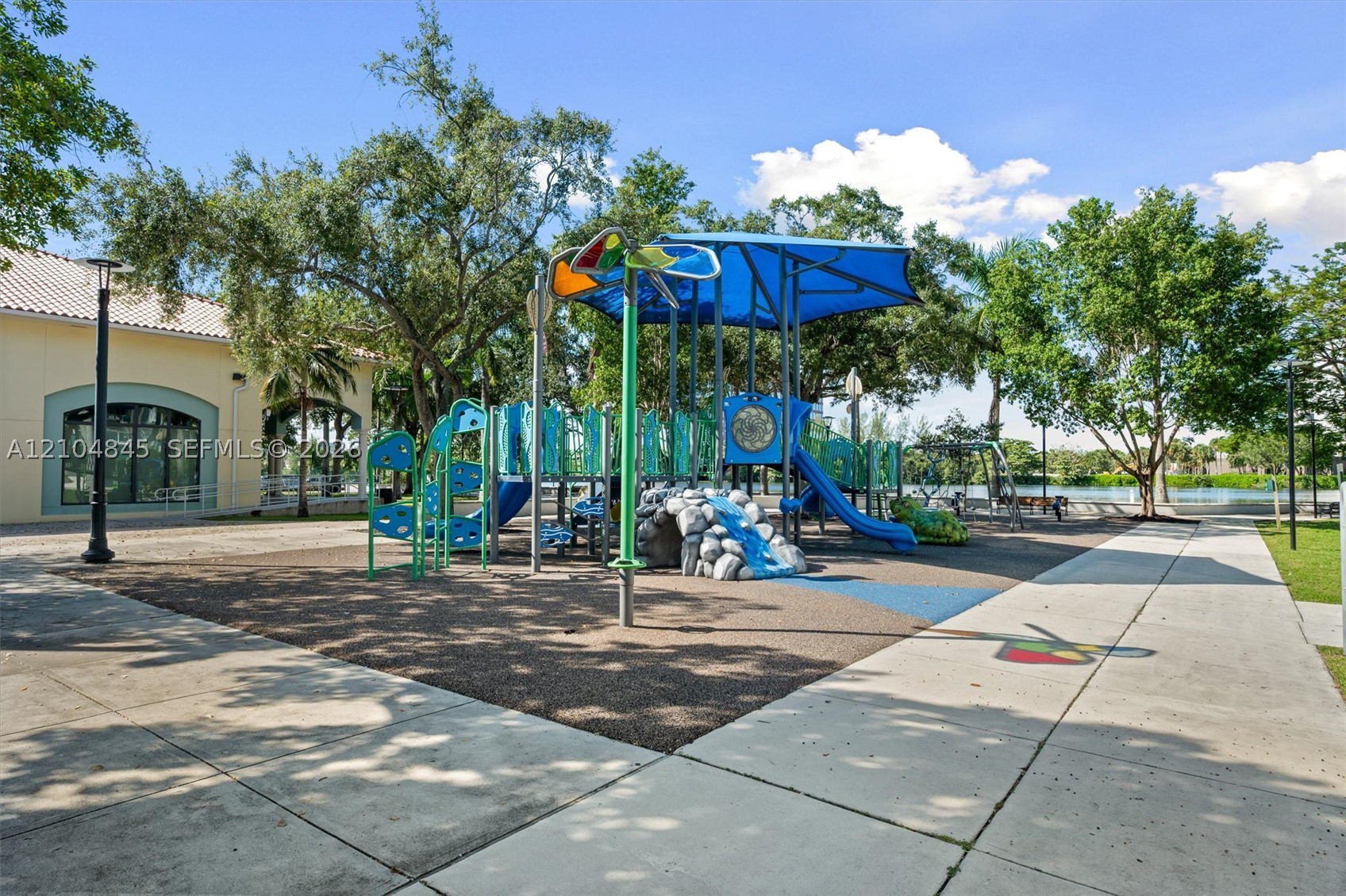 5055 NW 7th St #908, Miami FL 33126