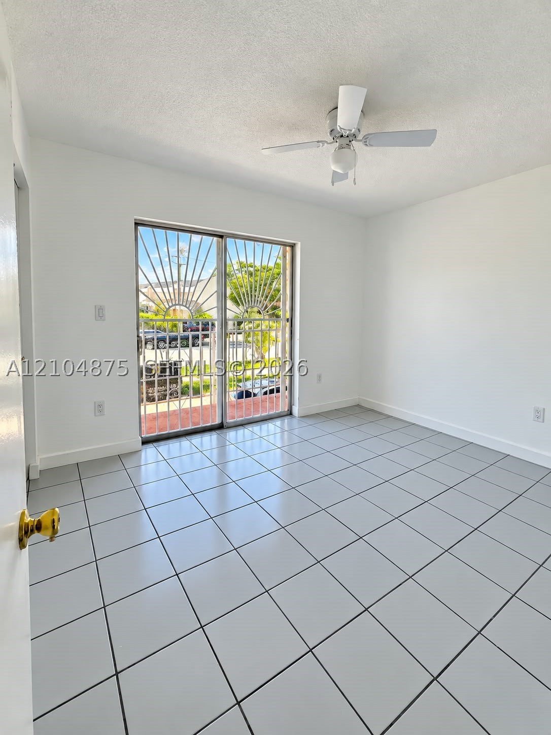 10972 SW 4th St #J2, Sweetwater FL 33174