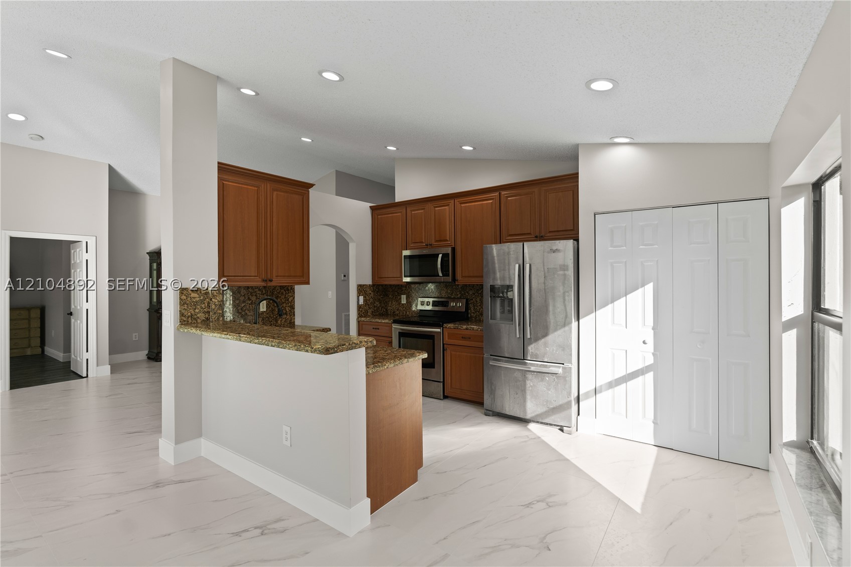 14340 NW 11th St, Pembroke Pines FL 33028
