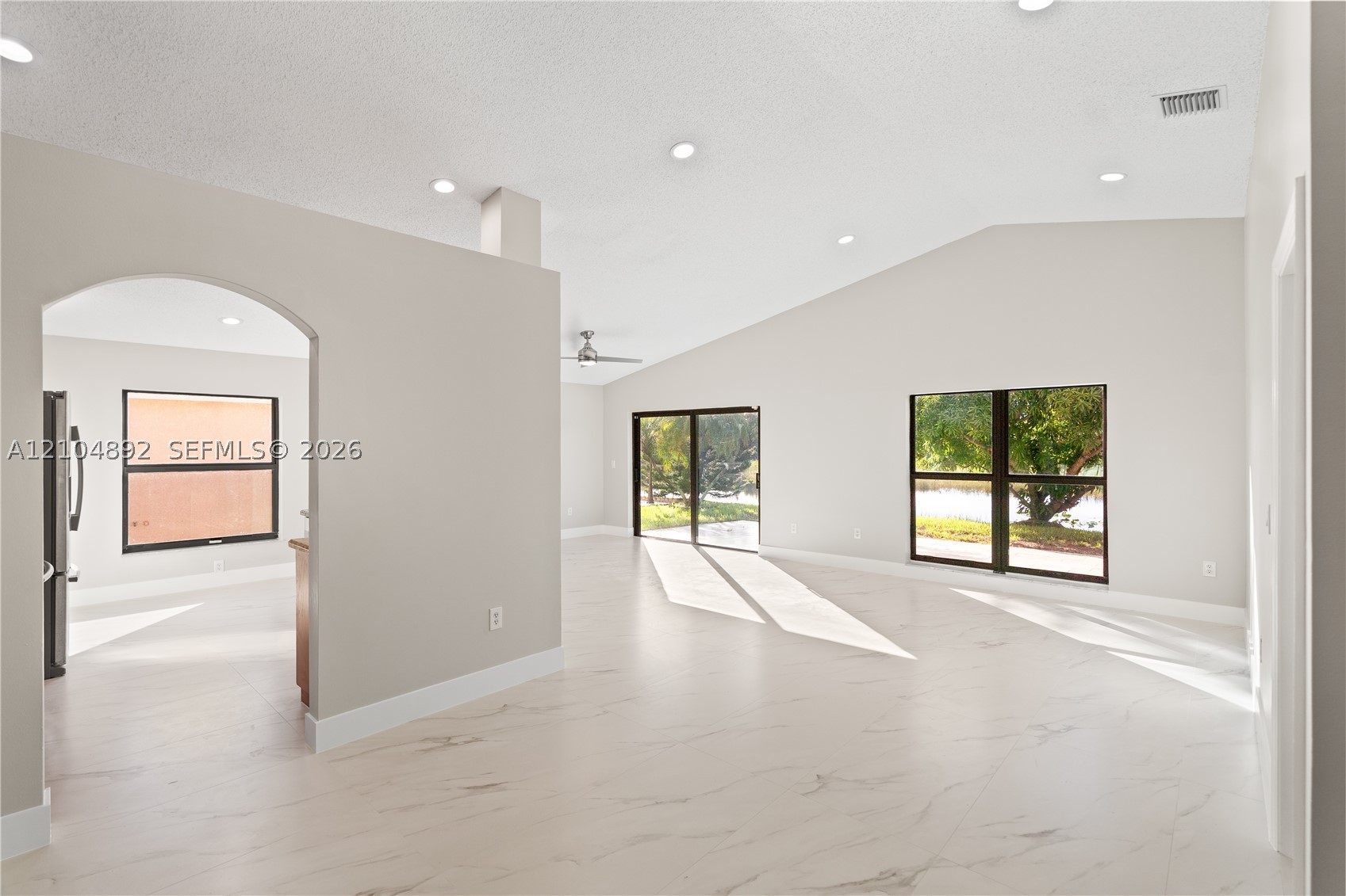 14340 NW 11th St, Pembroke Pines FL 33028