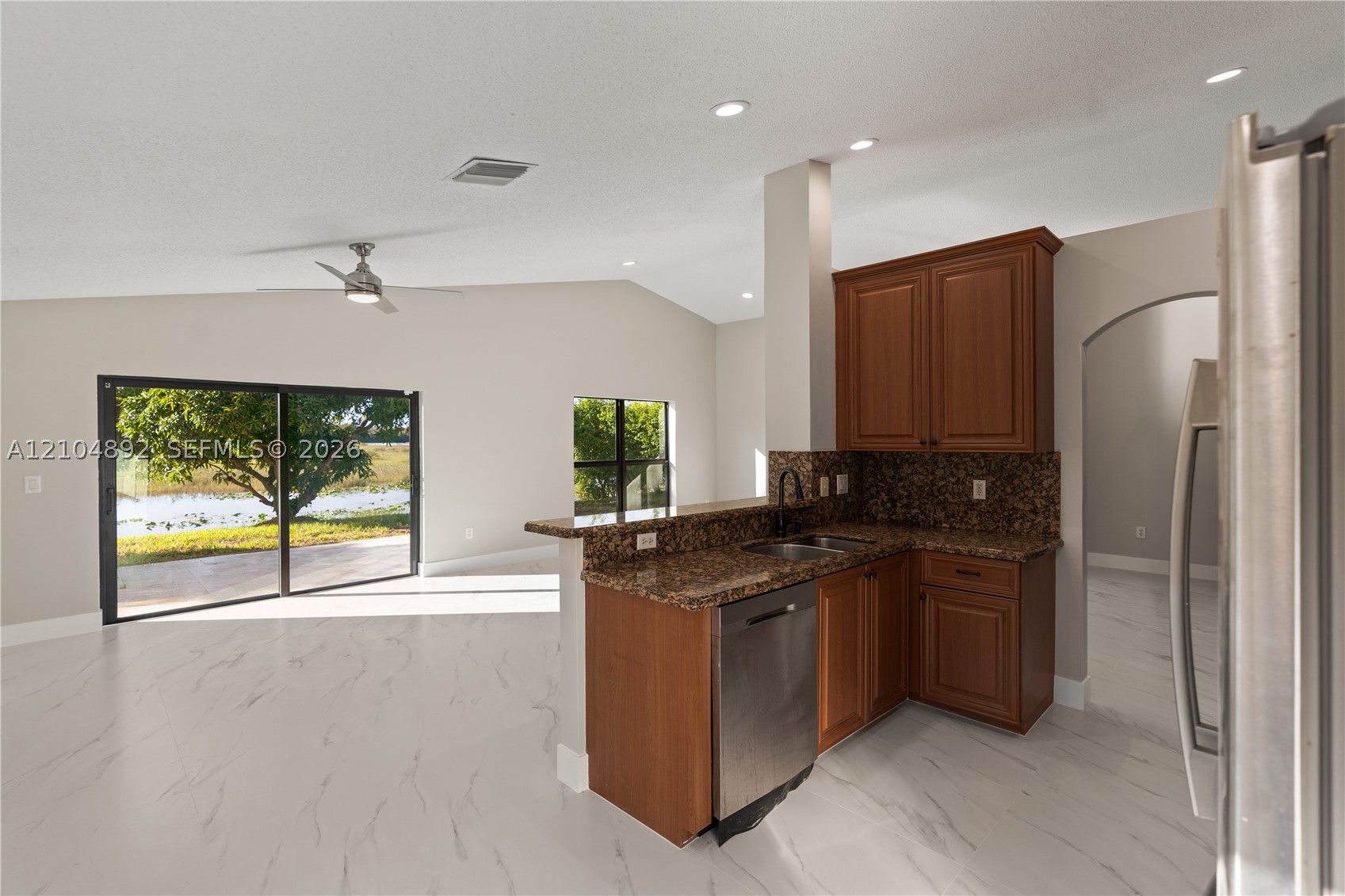 14340 NW 11th St, Pembroke Pines FL 33028
