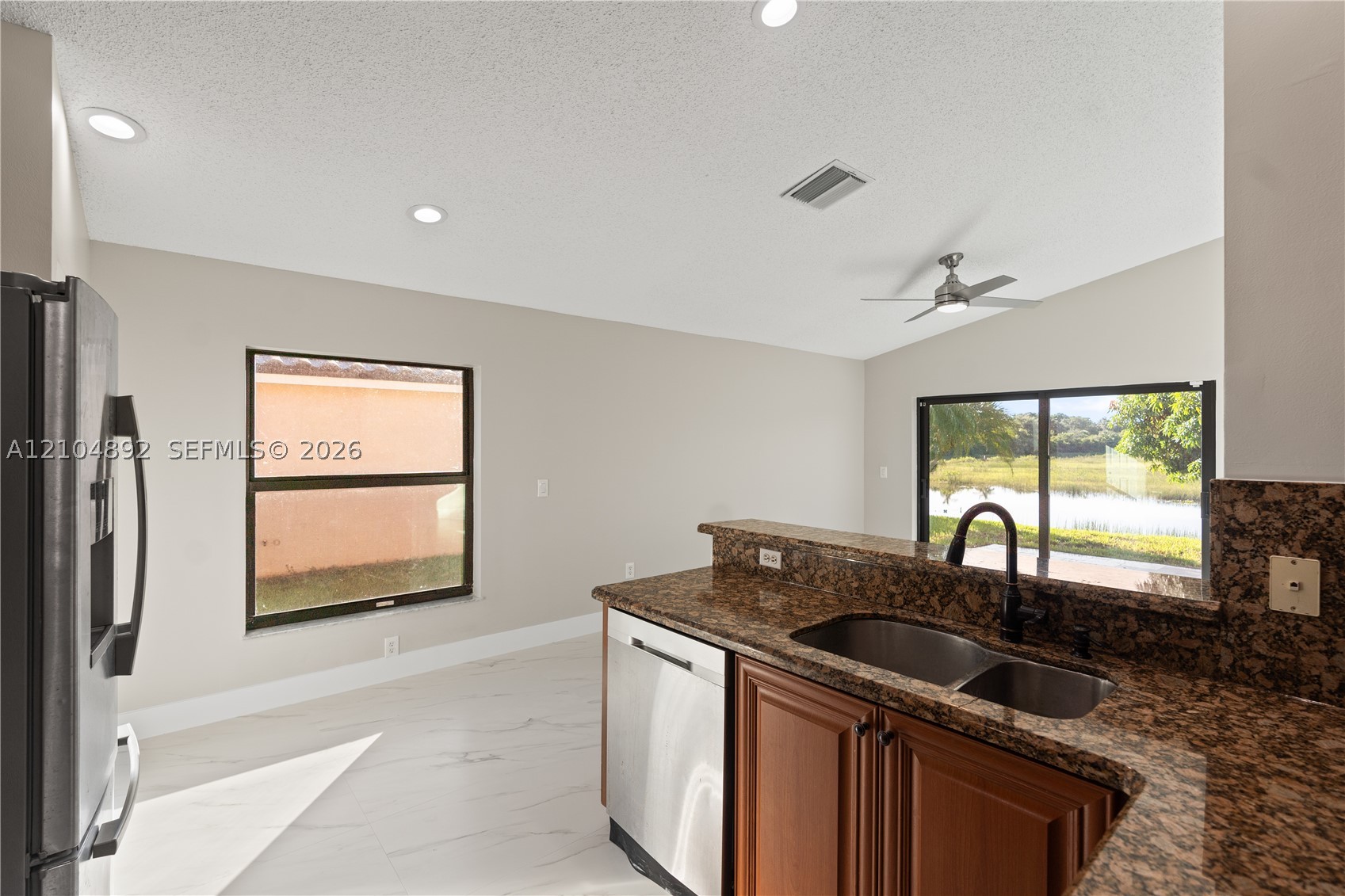 14340 NW 11th St, Pembroke Pines FL 33028