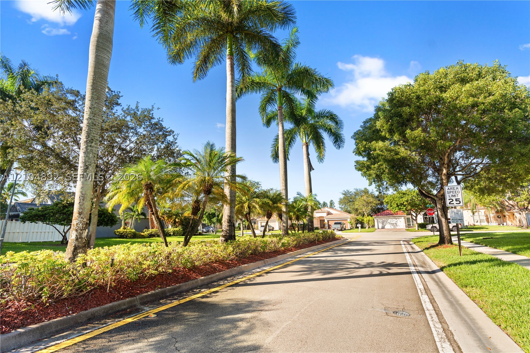 14340 NW 11th St, Pembroke Pines FL 33028