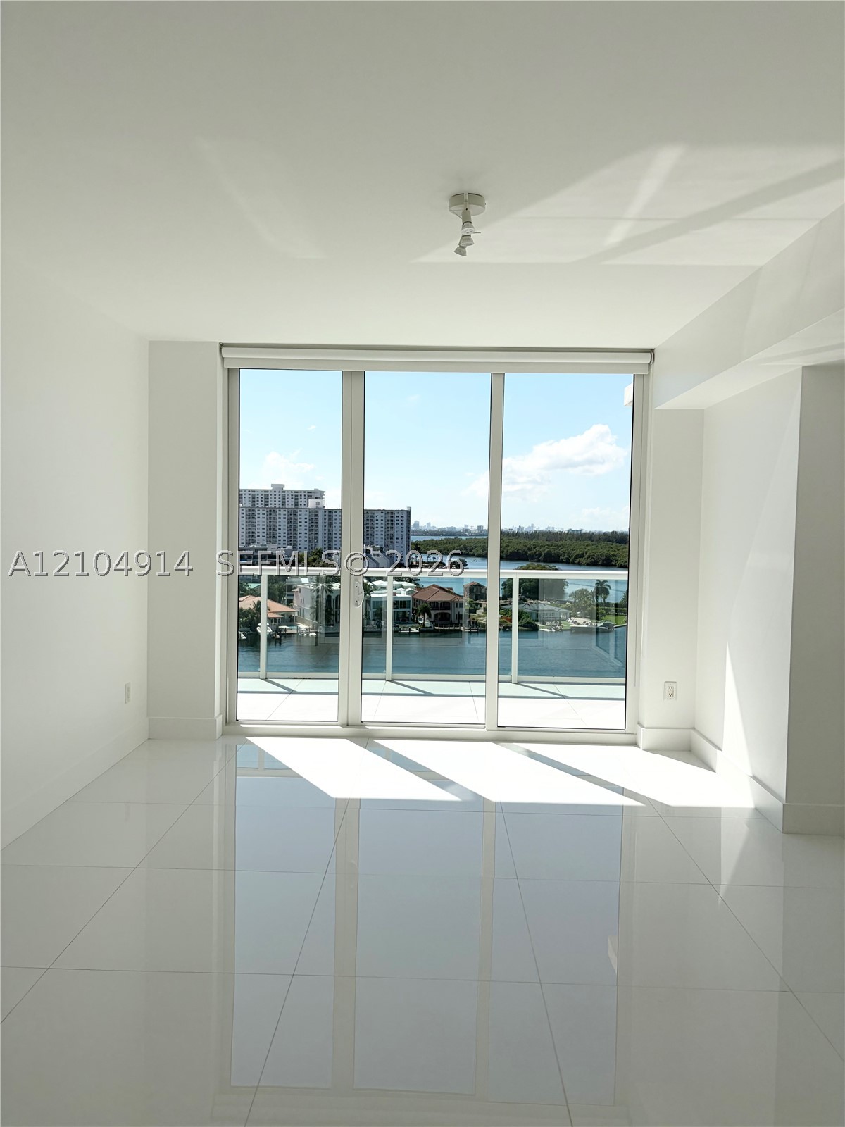 400 Sunny Isles Blvd #1002, Sunny Isles Beach FL 33160