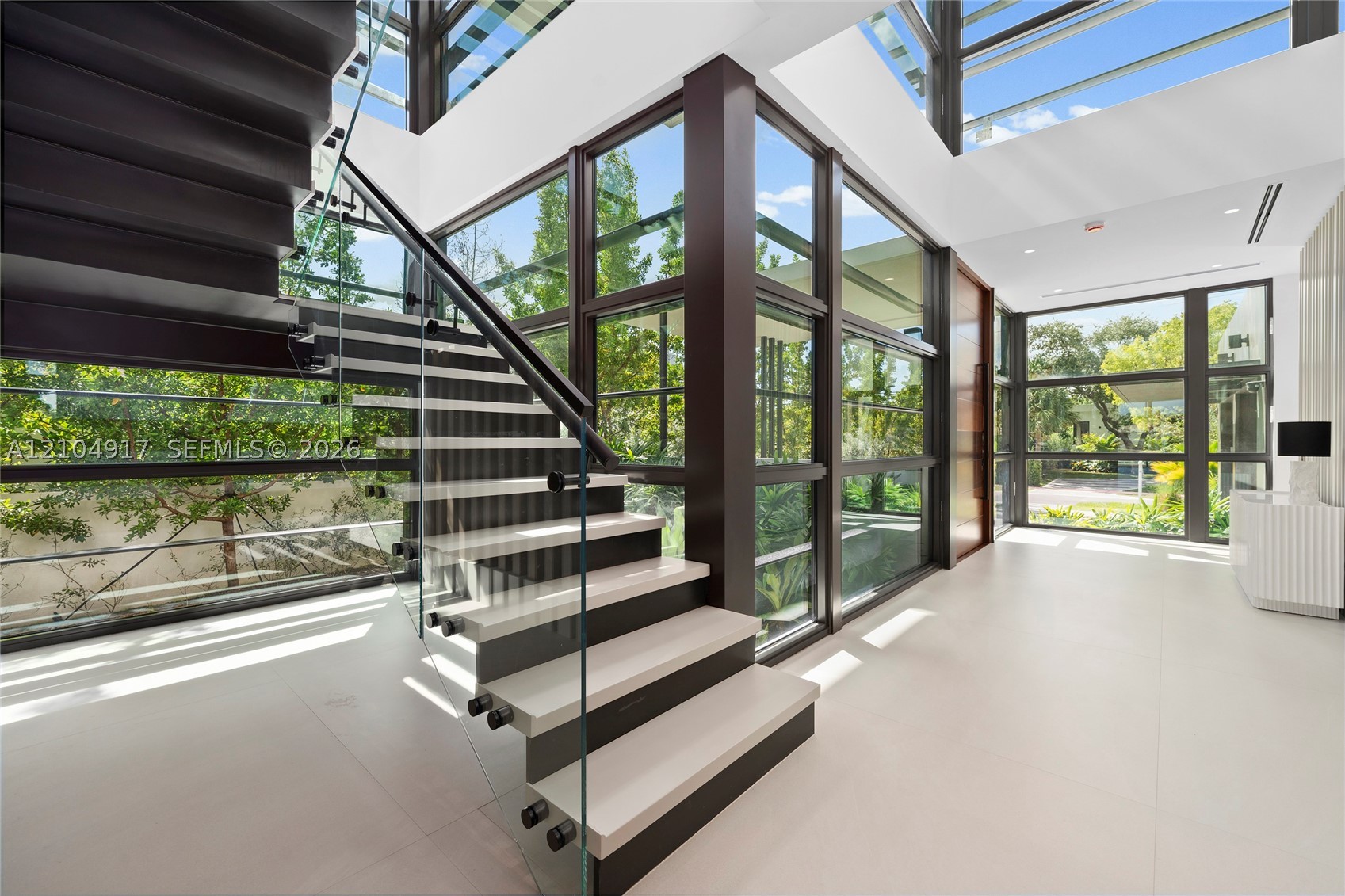 271 N Shore Dr, Miami Beach FL 33141