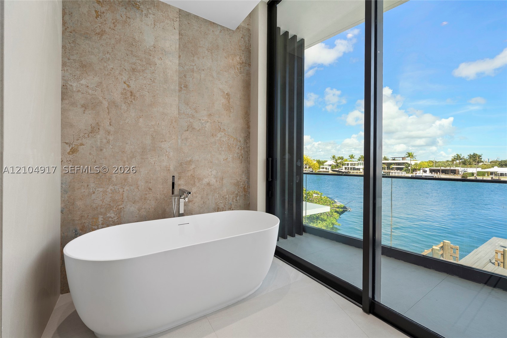 271 N Shore Dr, Miami Beach FL 33141