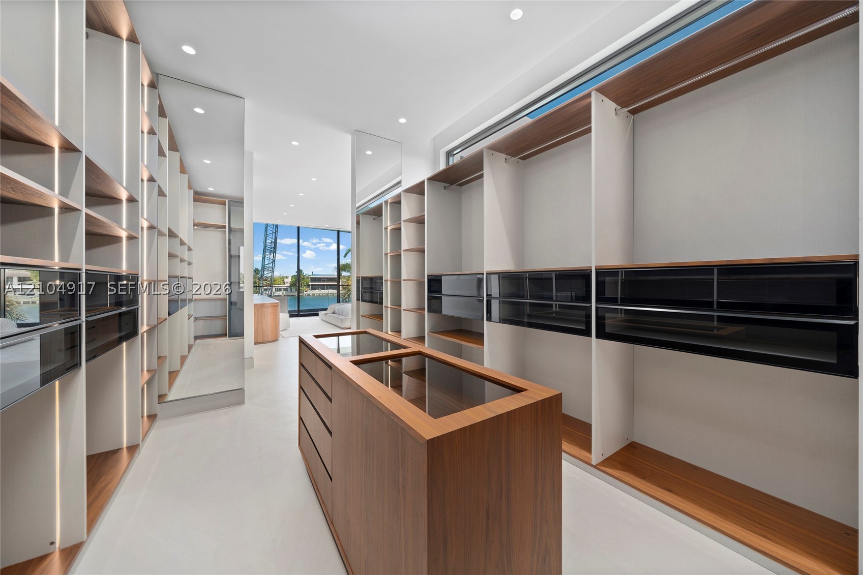 271 N Shore Dr, Miami Beach FL 33141